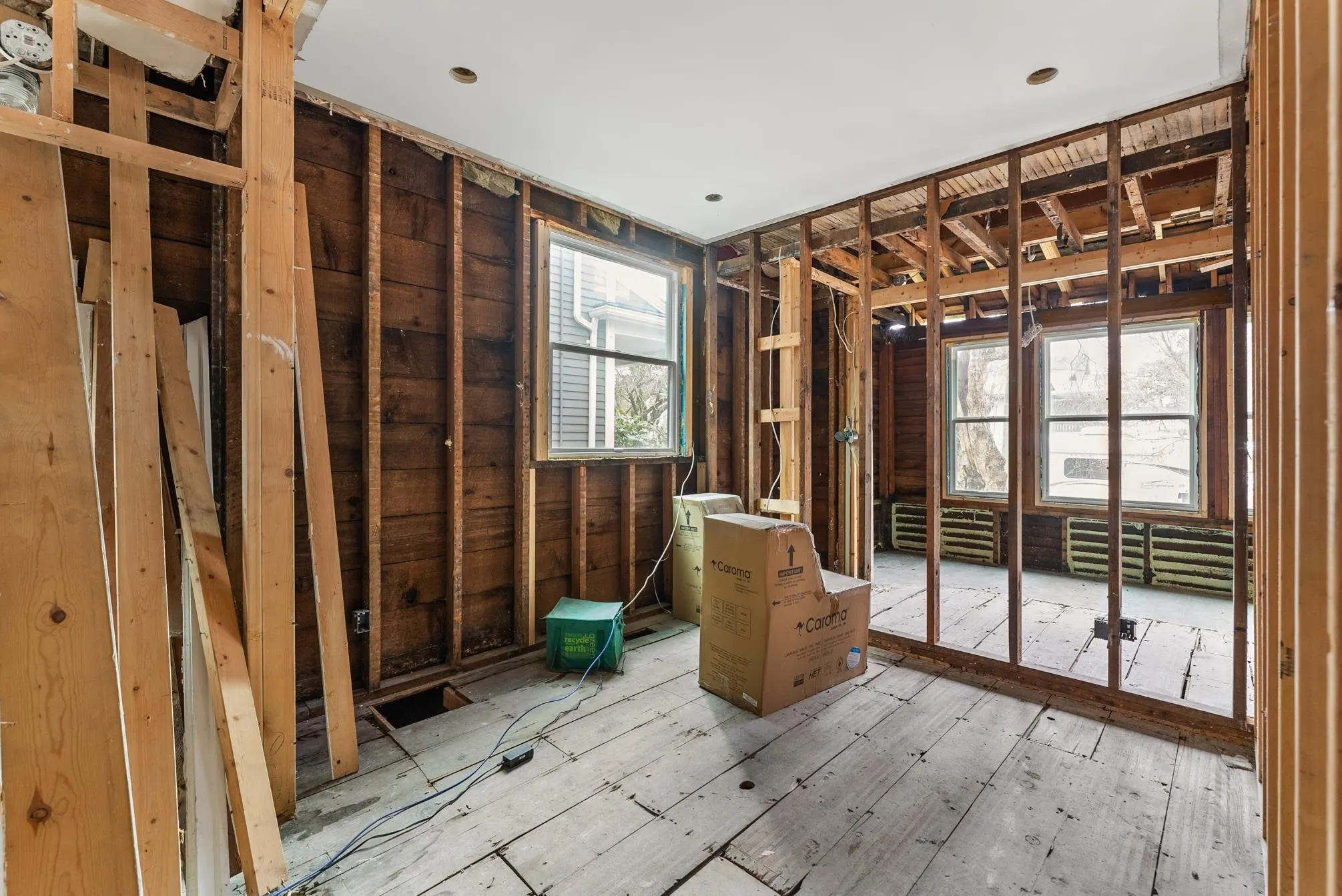 3044 Glen Drive
