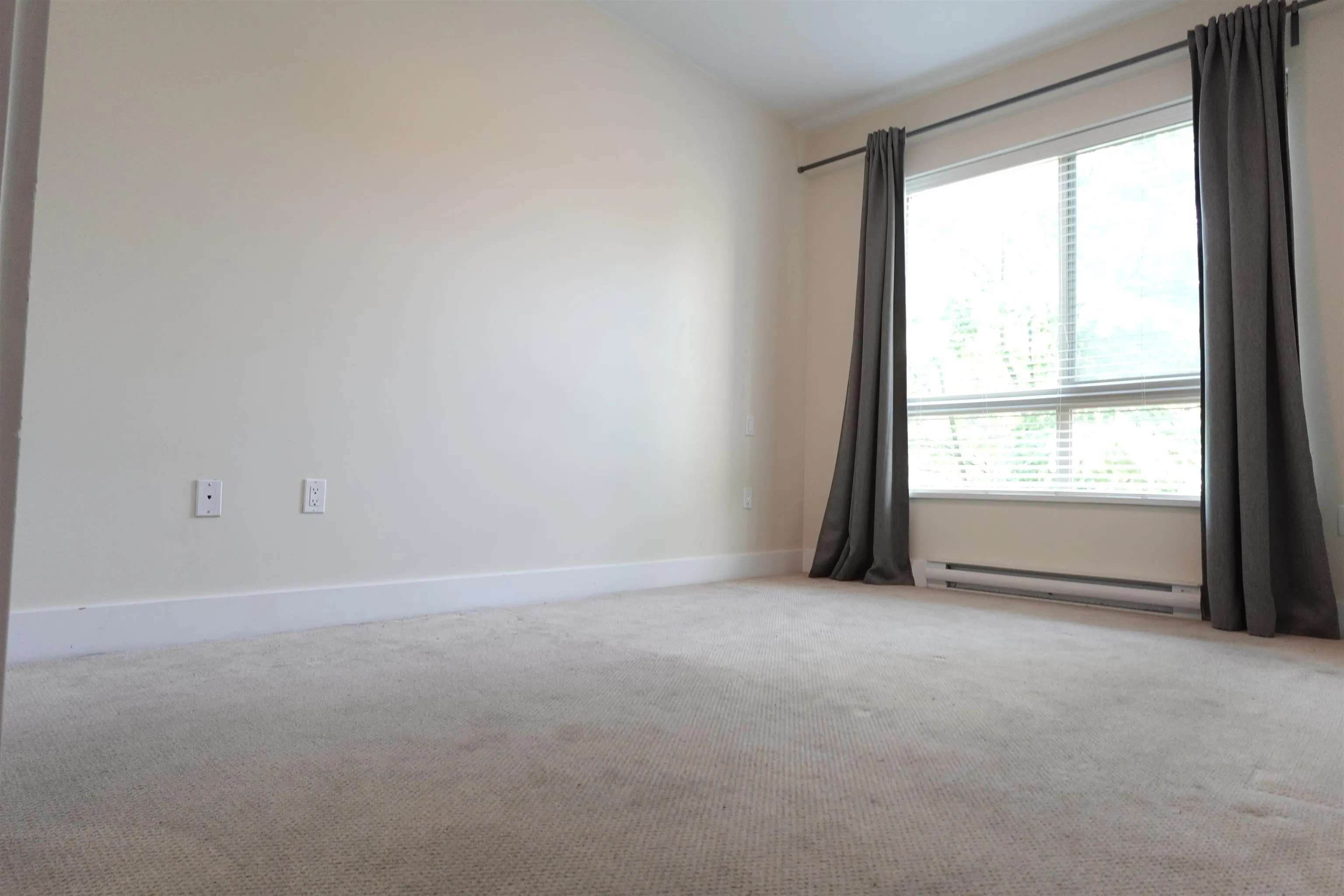 210 6628 120 Street