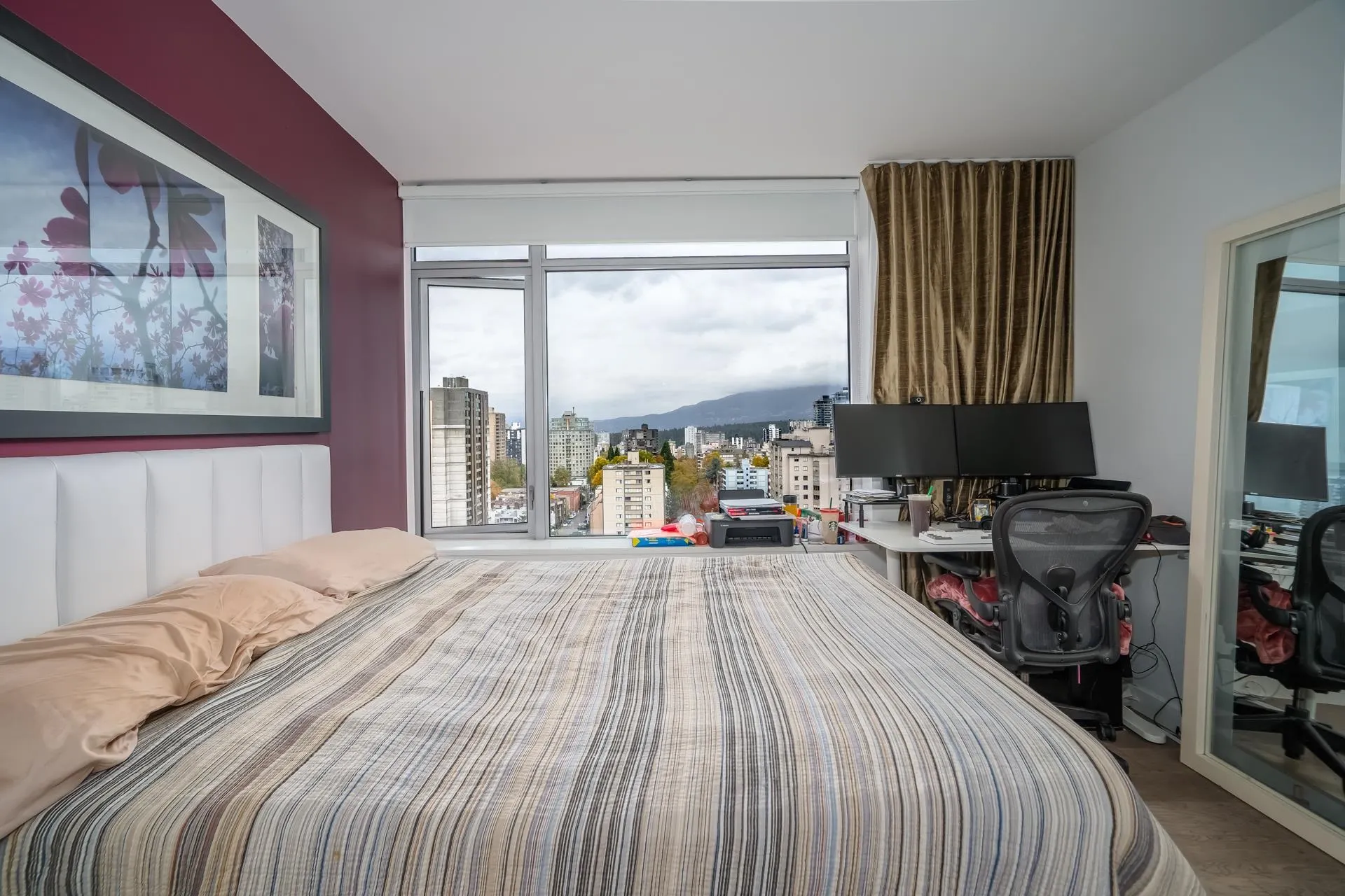 1906 1028 Barclay Street