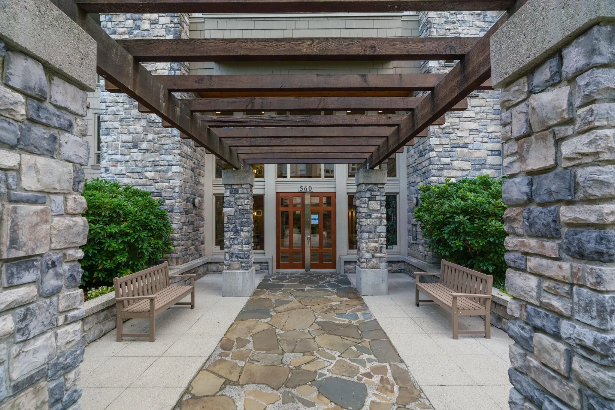 501 560 Raven Woods Drive