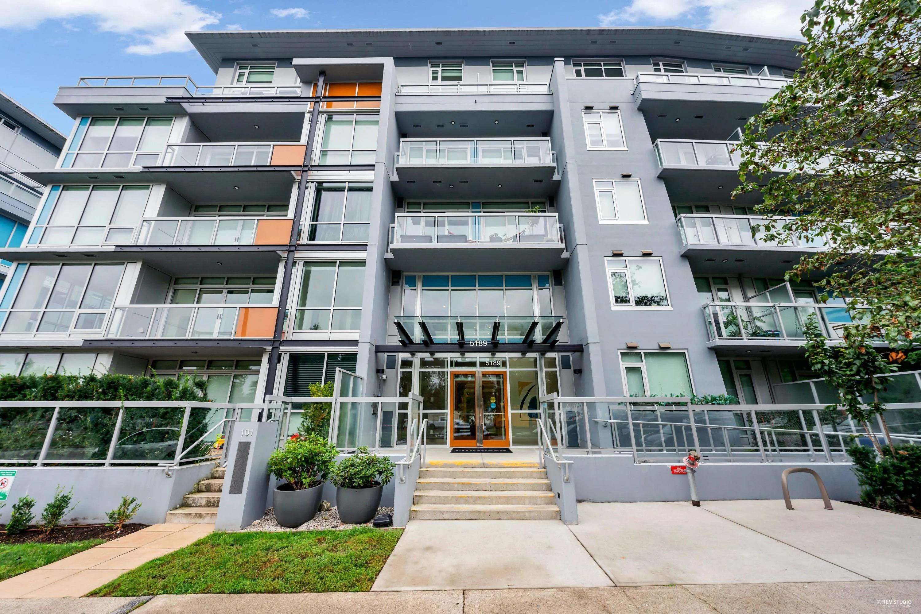 406 5189 Cambie Street