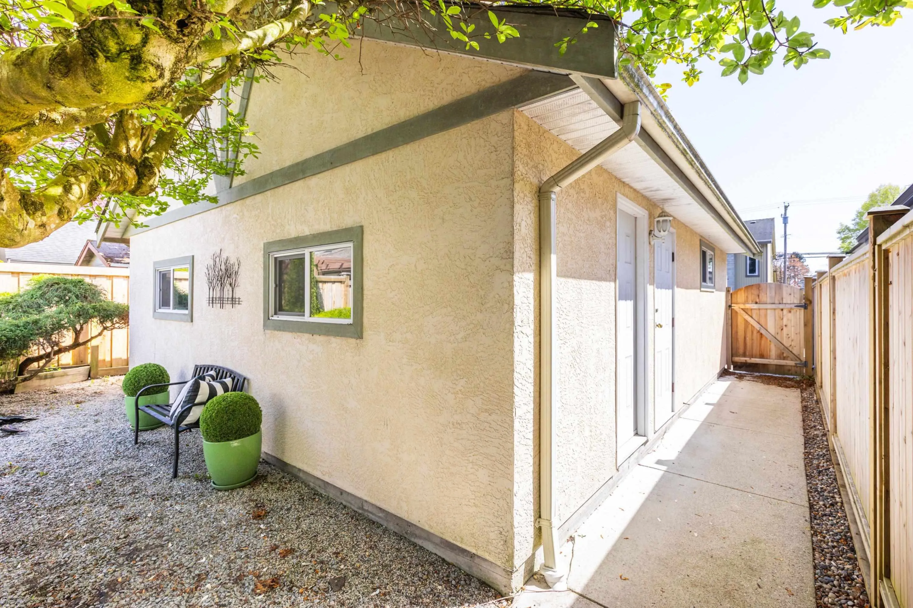 3780 Shuswap Avenue