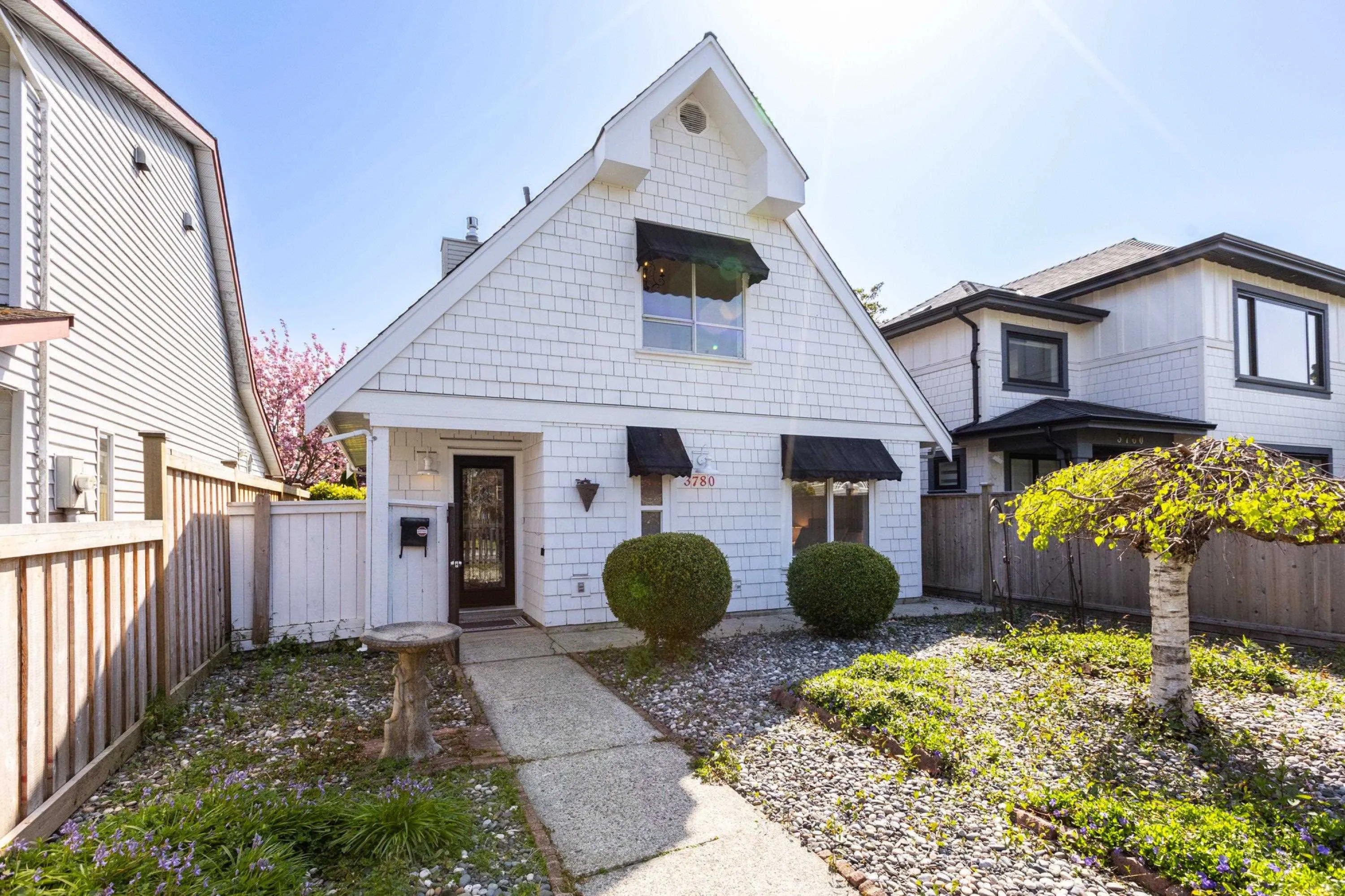 3780 Shuswap Avenue