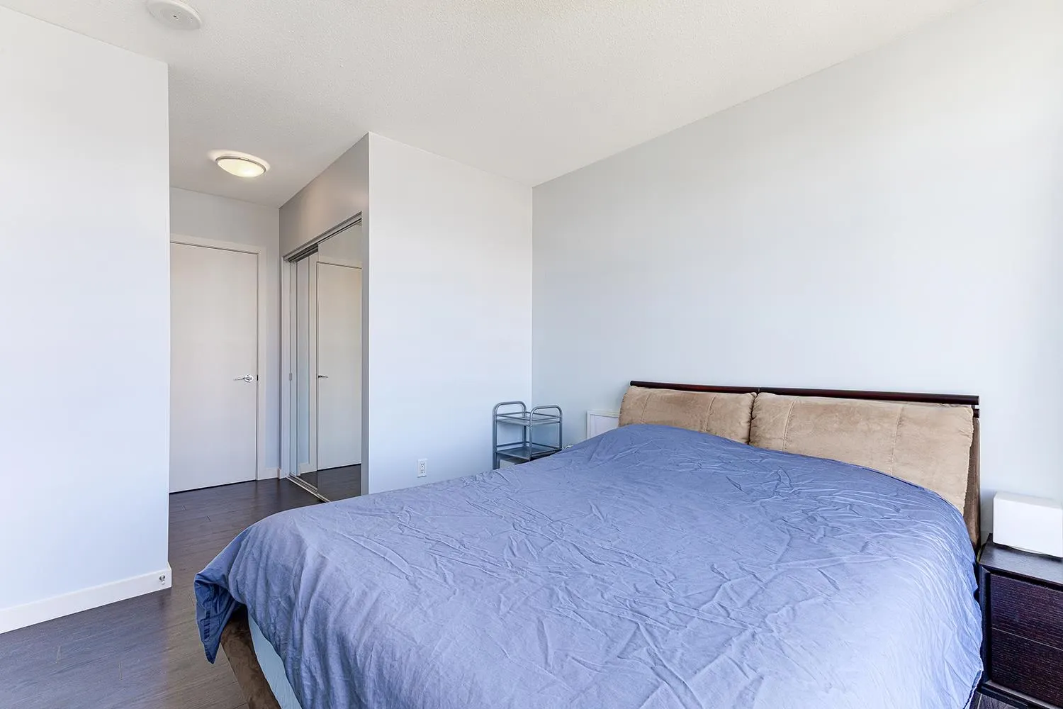 1404 138 W 1st Avenue