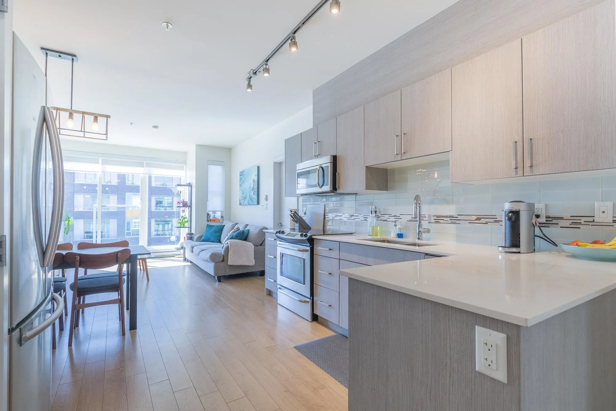 317 388 Kootenay Street