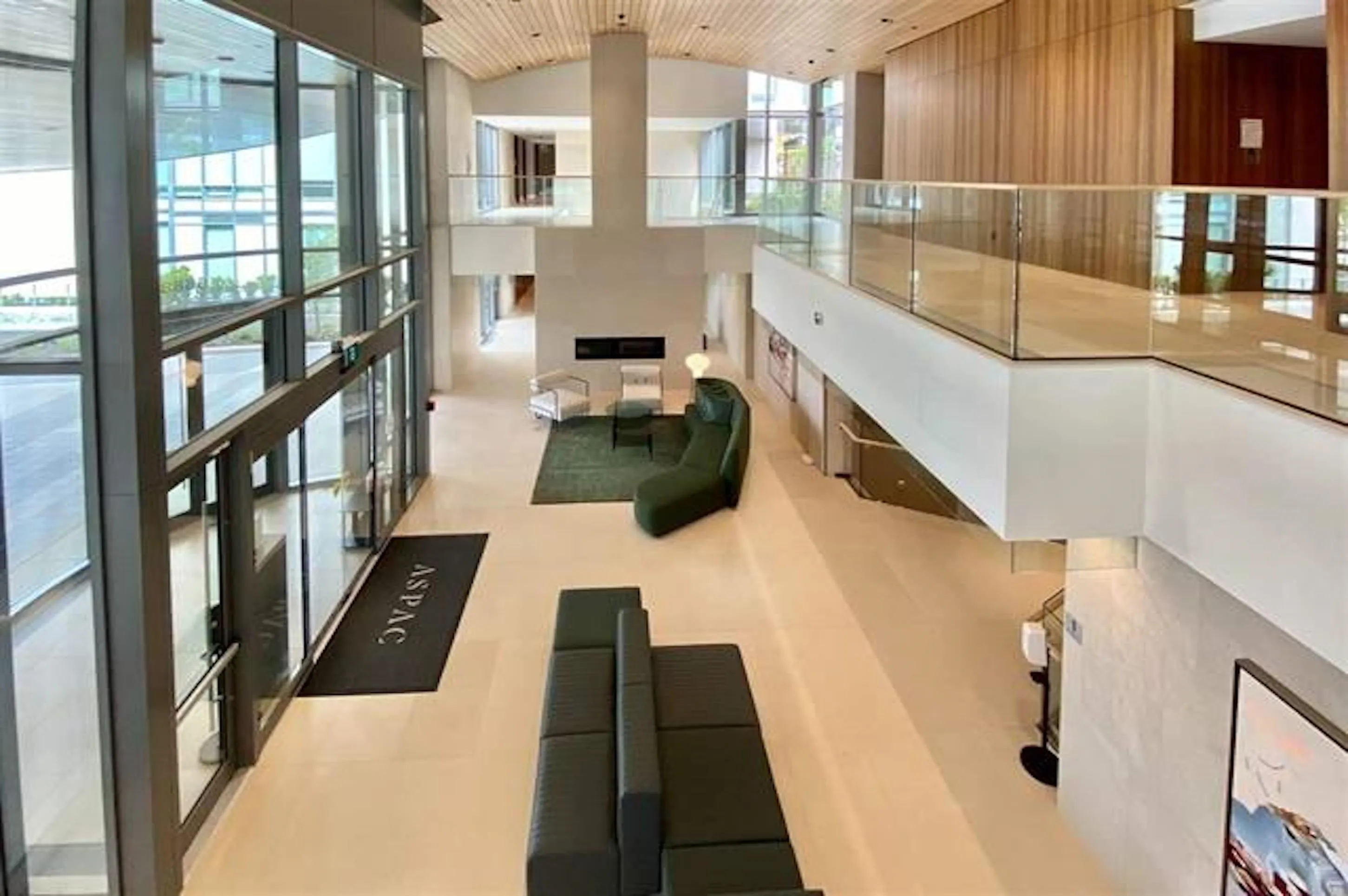606 6622 Pearson Way