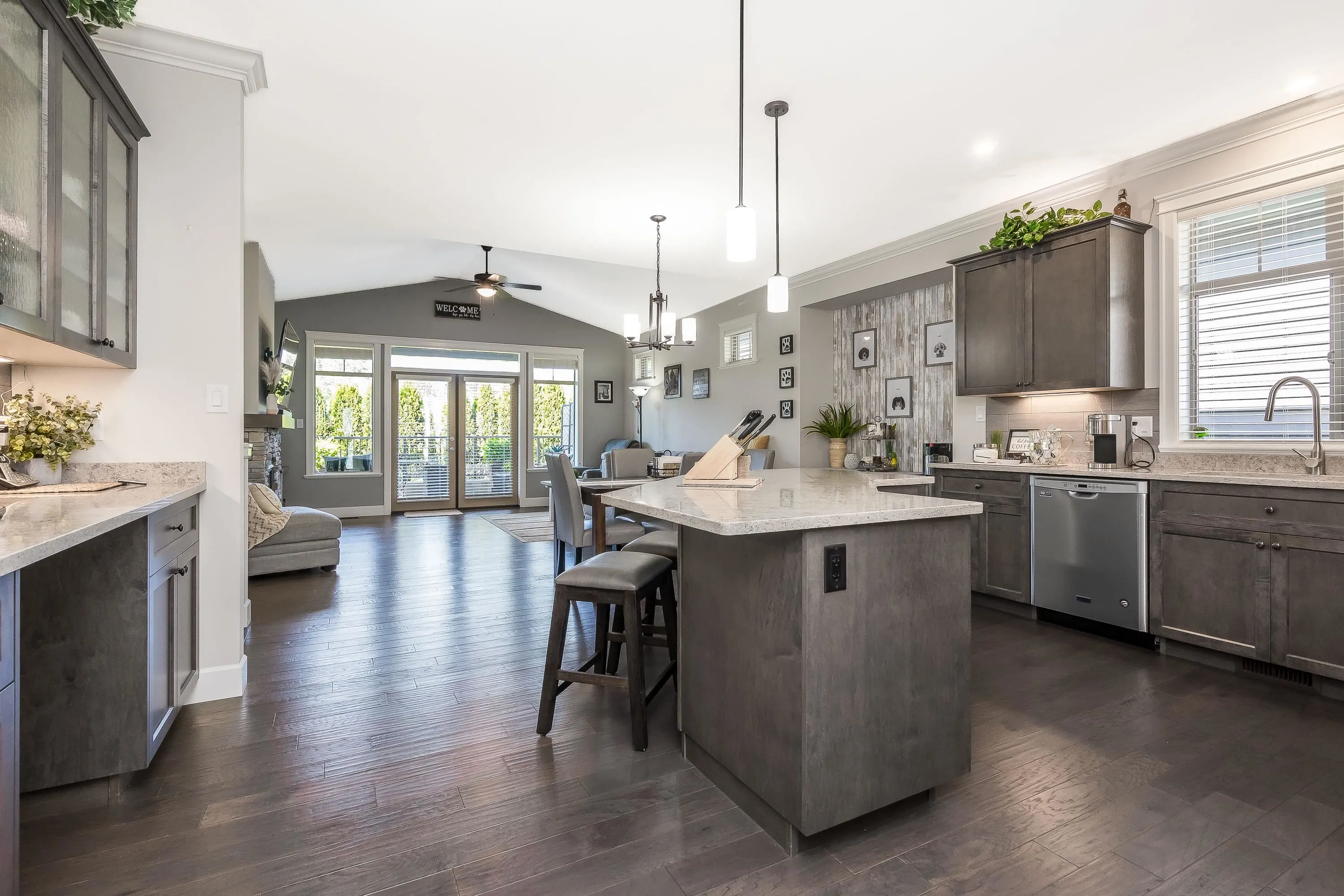 41 45900 South Sumas Road