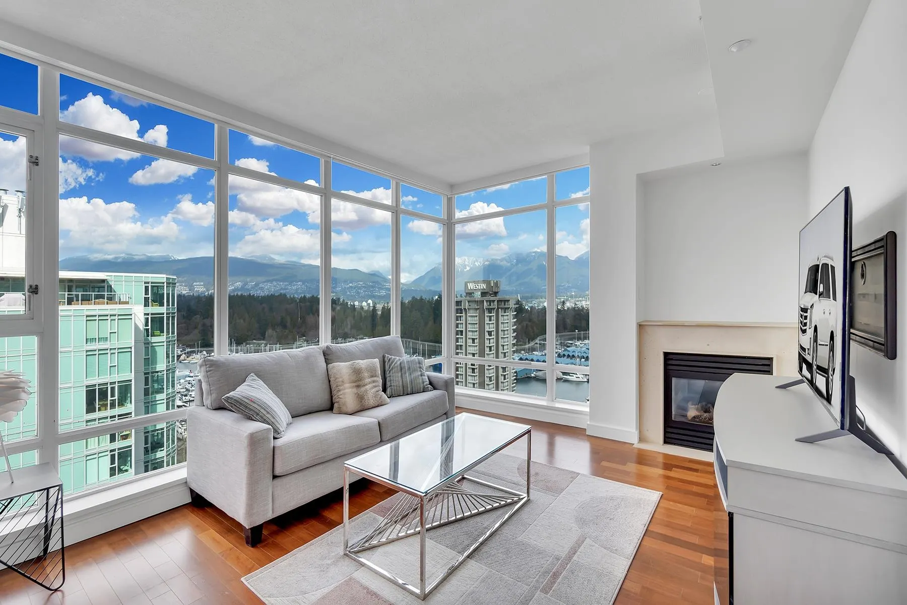 1904 1616 Bayshore Drive