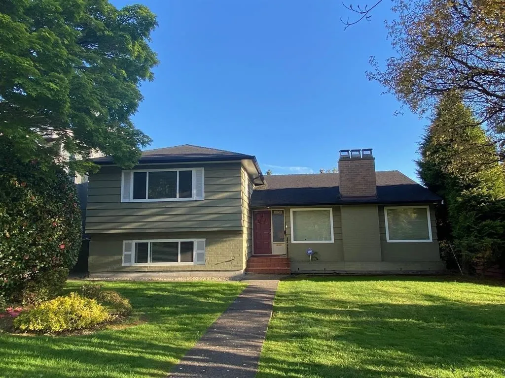 2056 W 29th Avenue