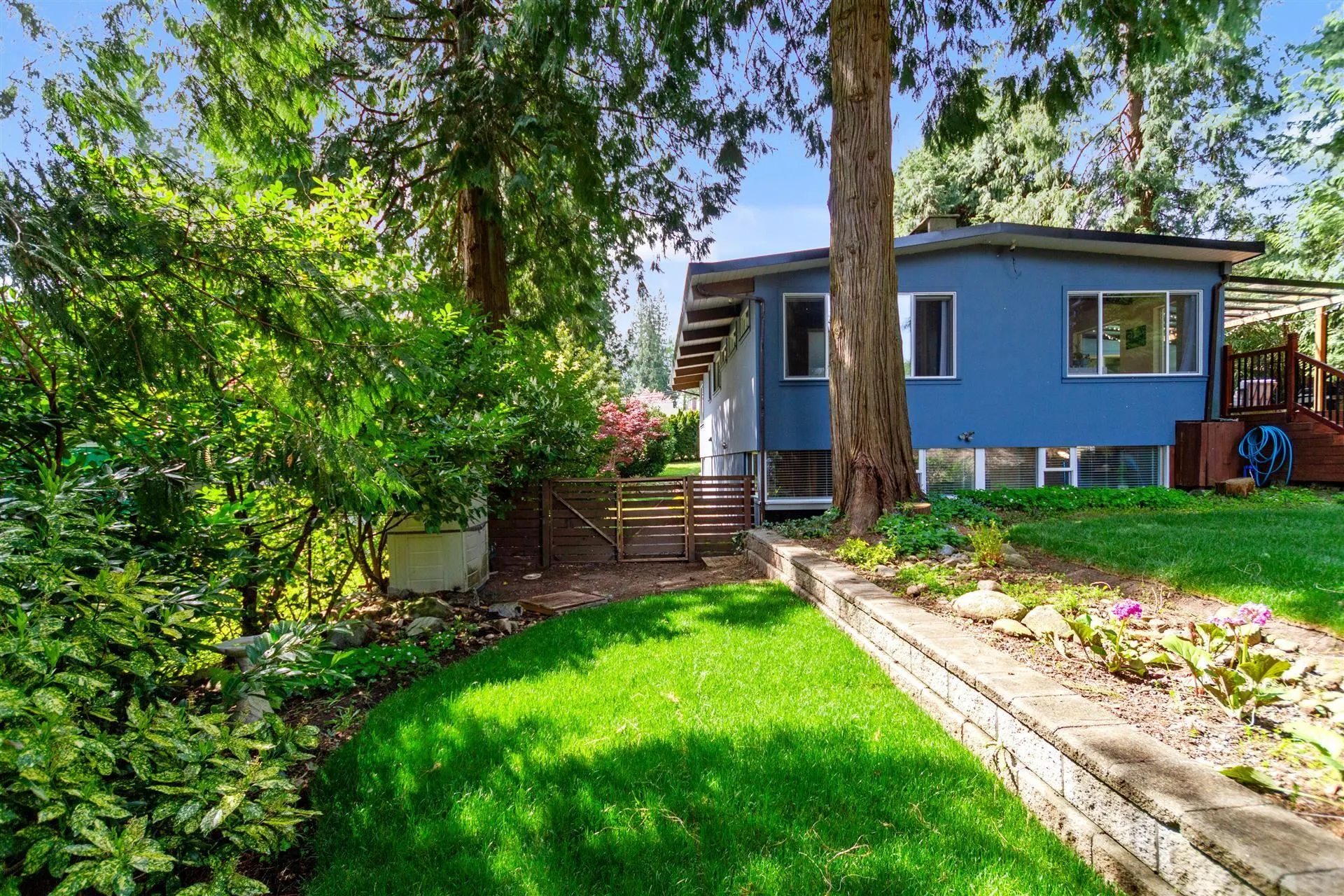 2955 Spuraway Avenue