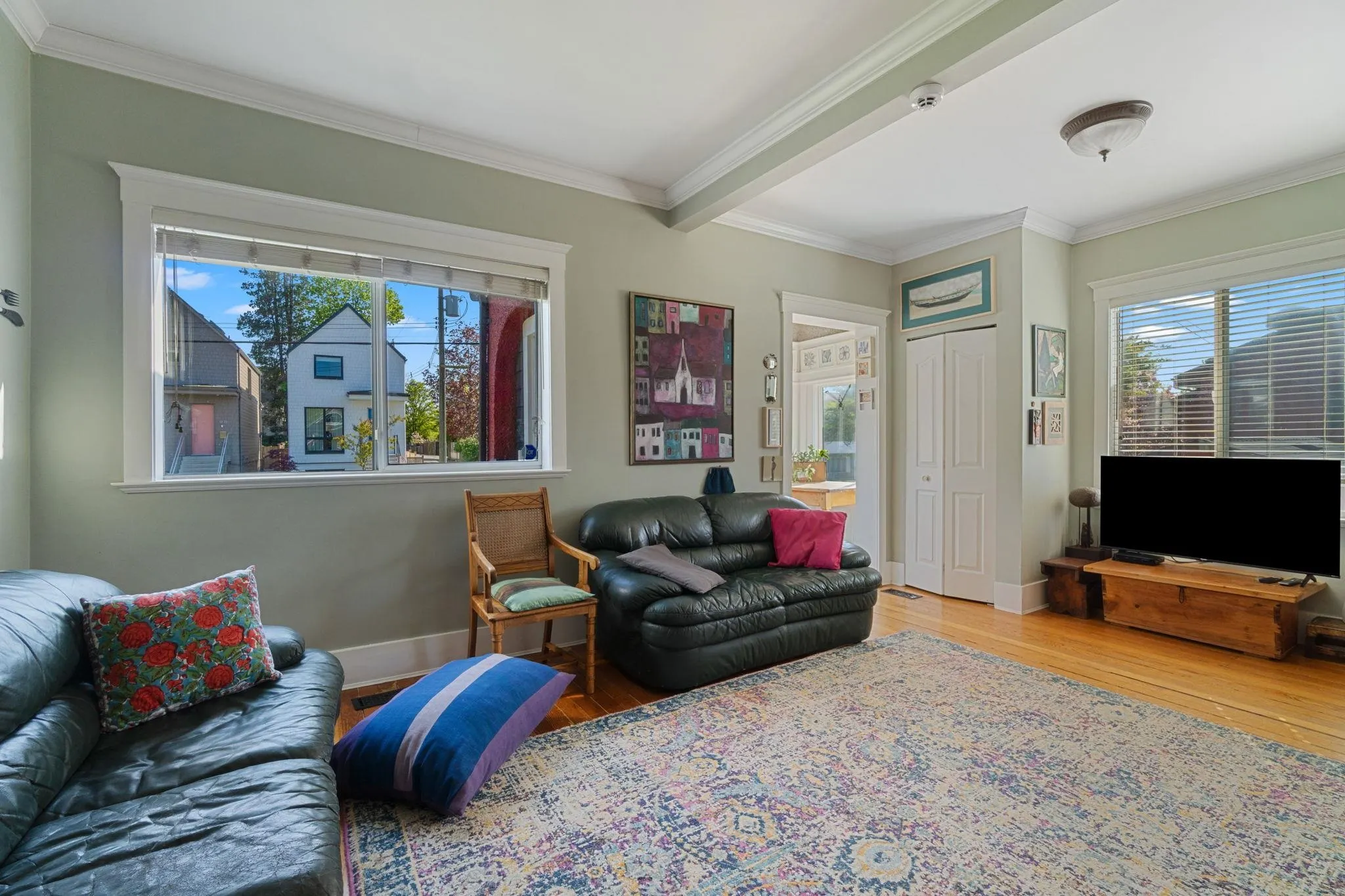 19 E 26th Avenue
