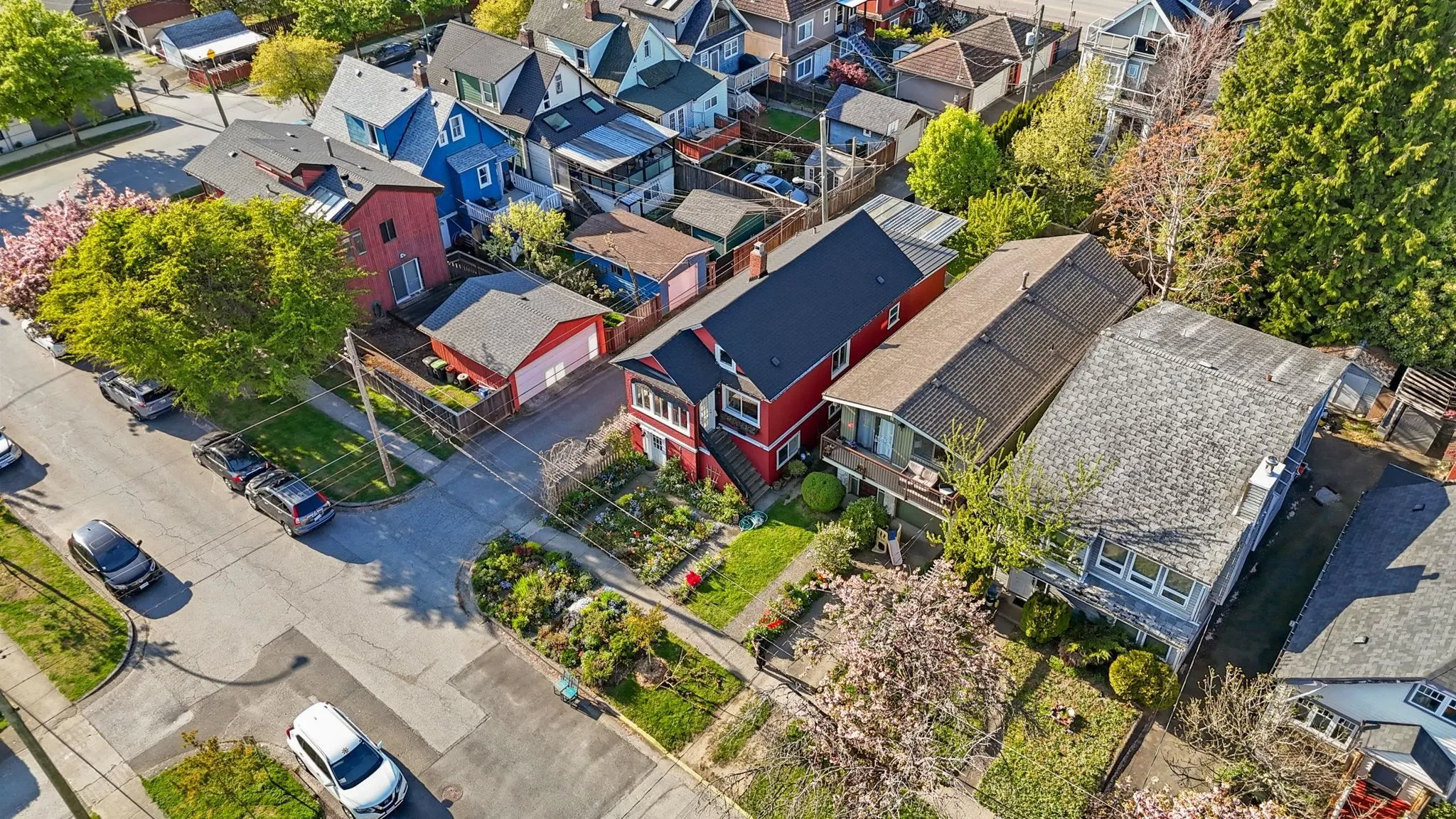 19 E 26th Avenue