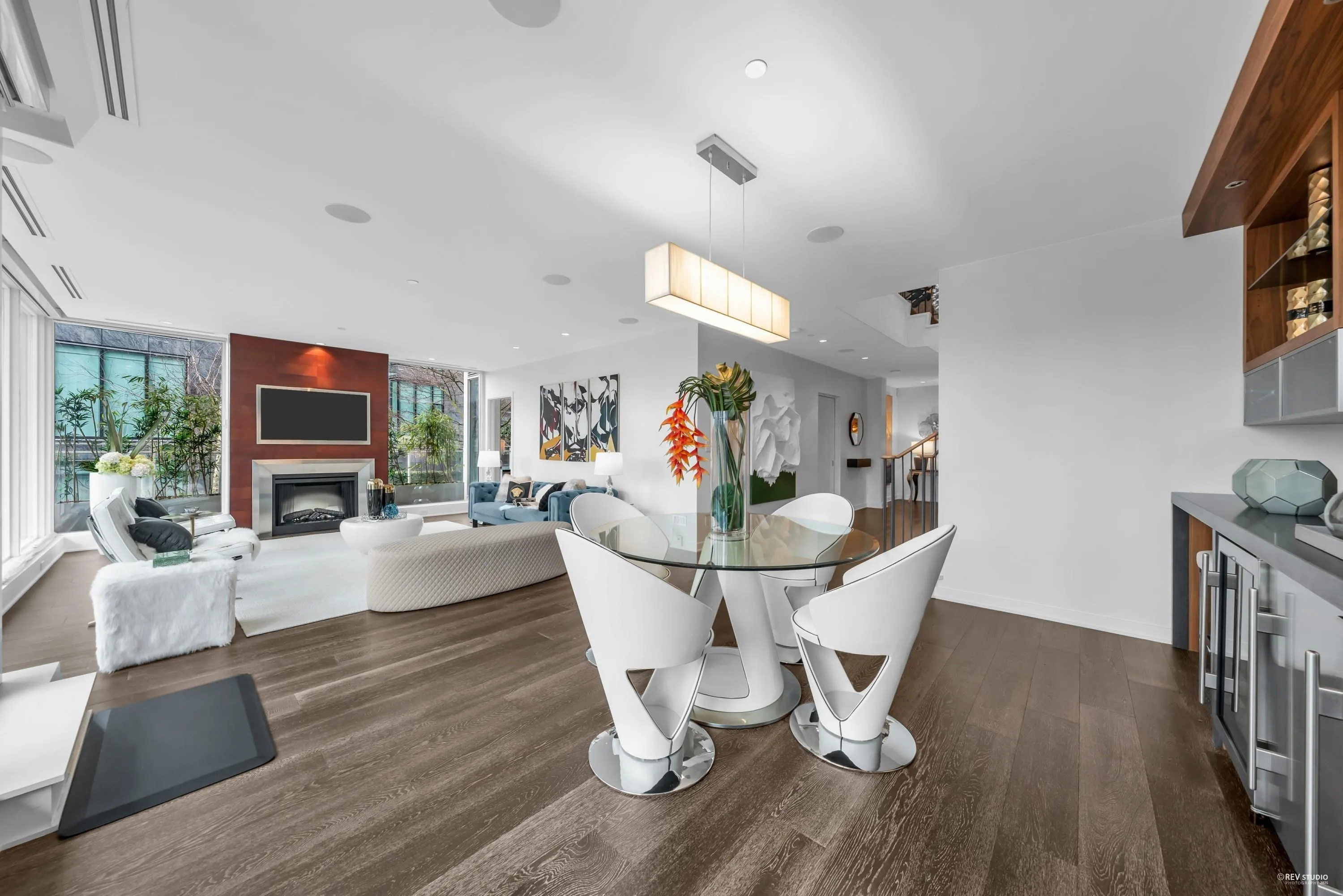 TH10X 1139 W Cordova Street