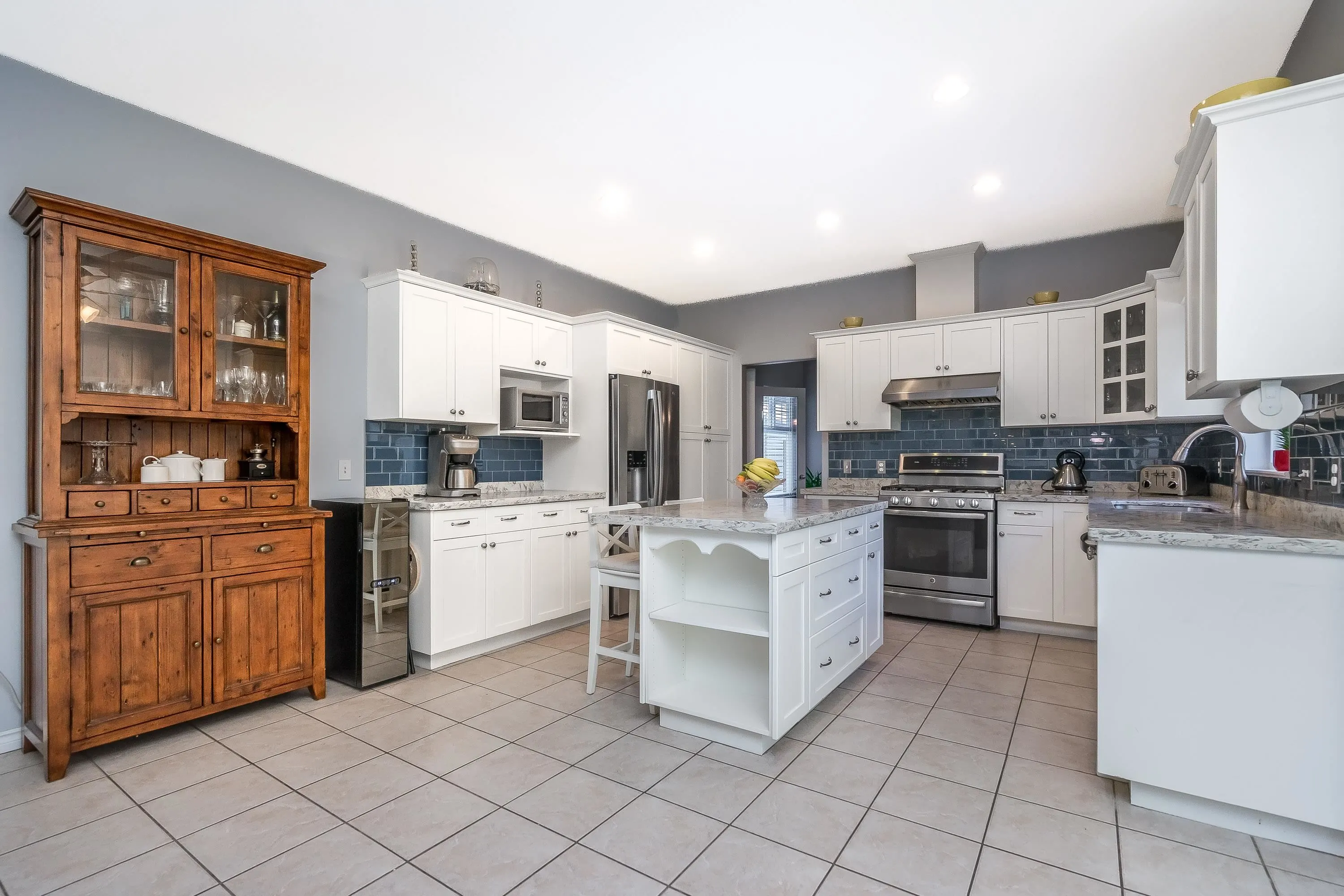 19115 Doerksen Drive