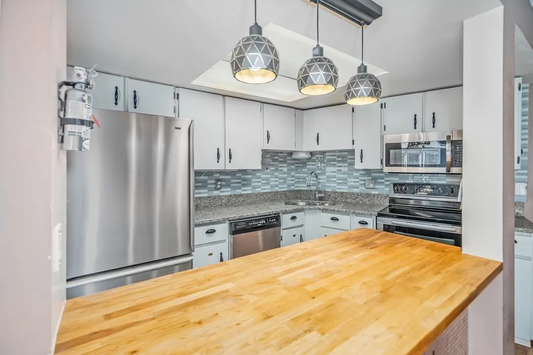 10 11900 228th Street