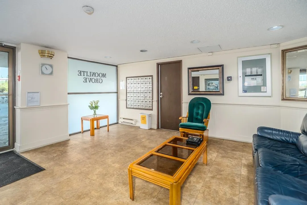 10 11900 228th Street
