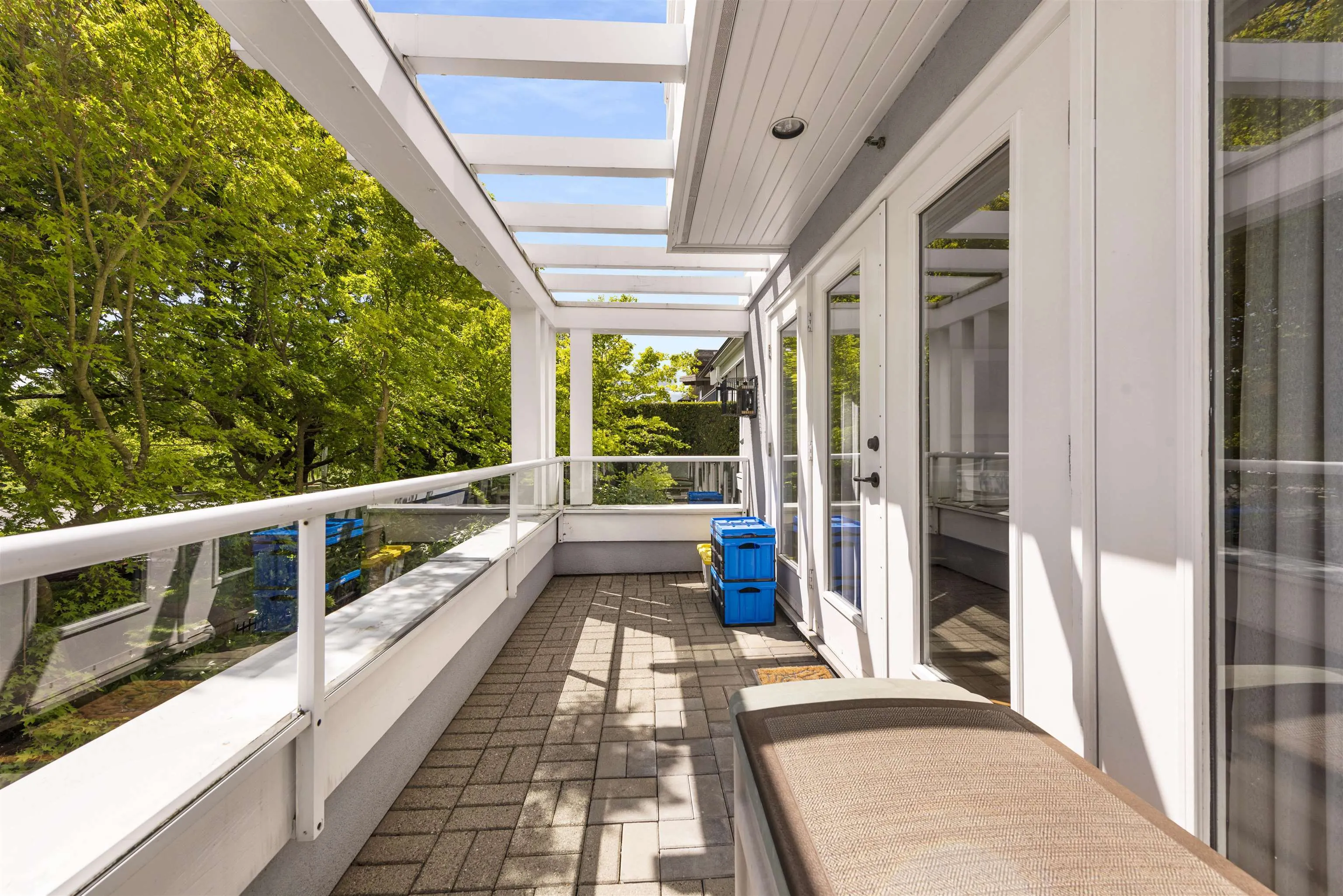 202 3189 Camosun Street
