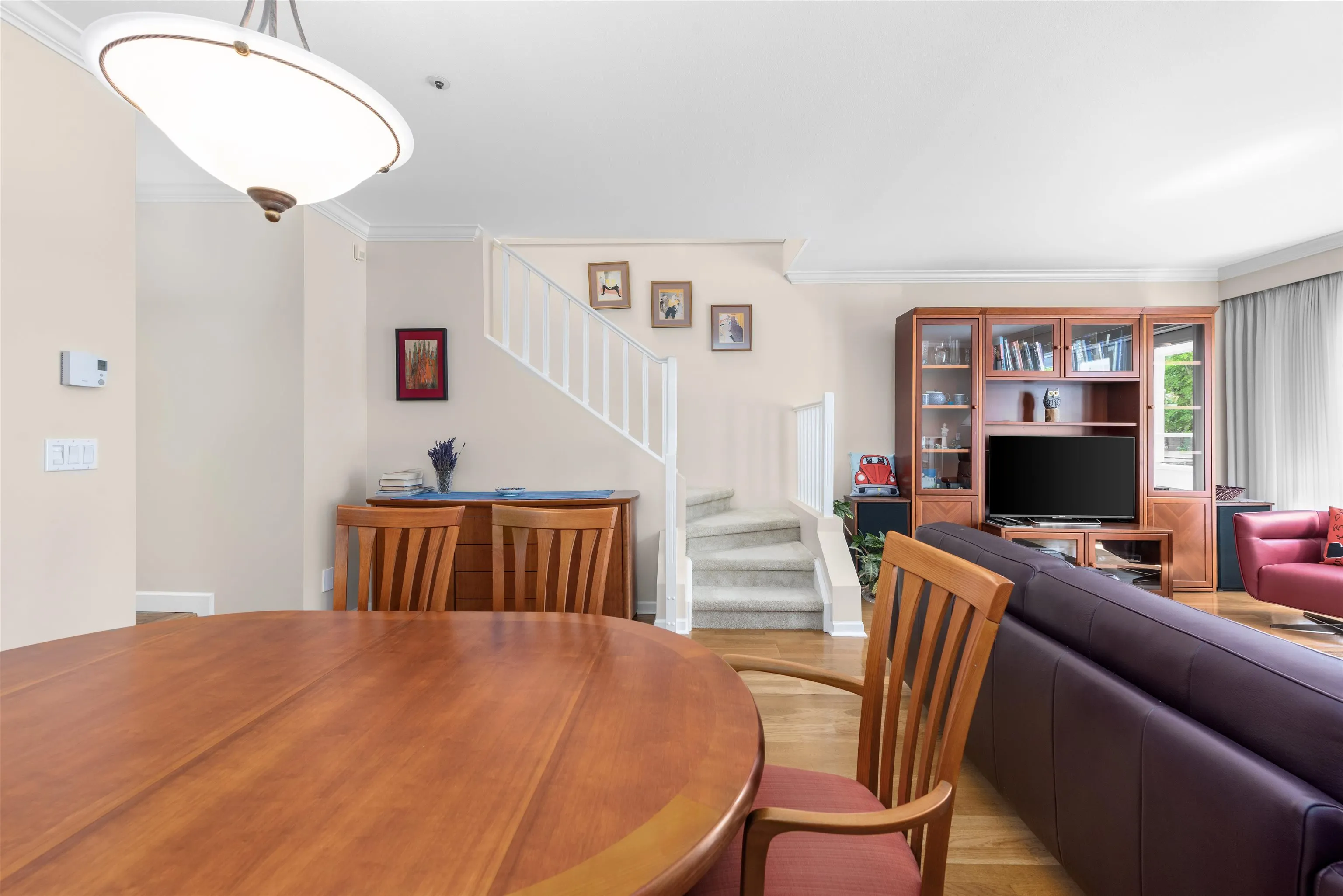 202 3189 Camosun Street