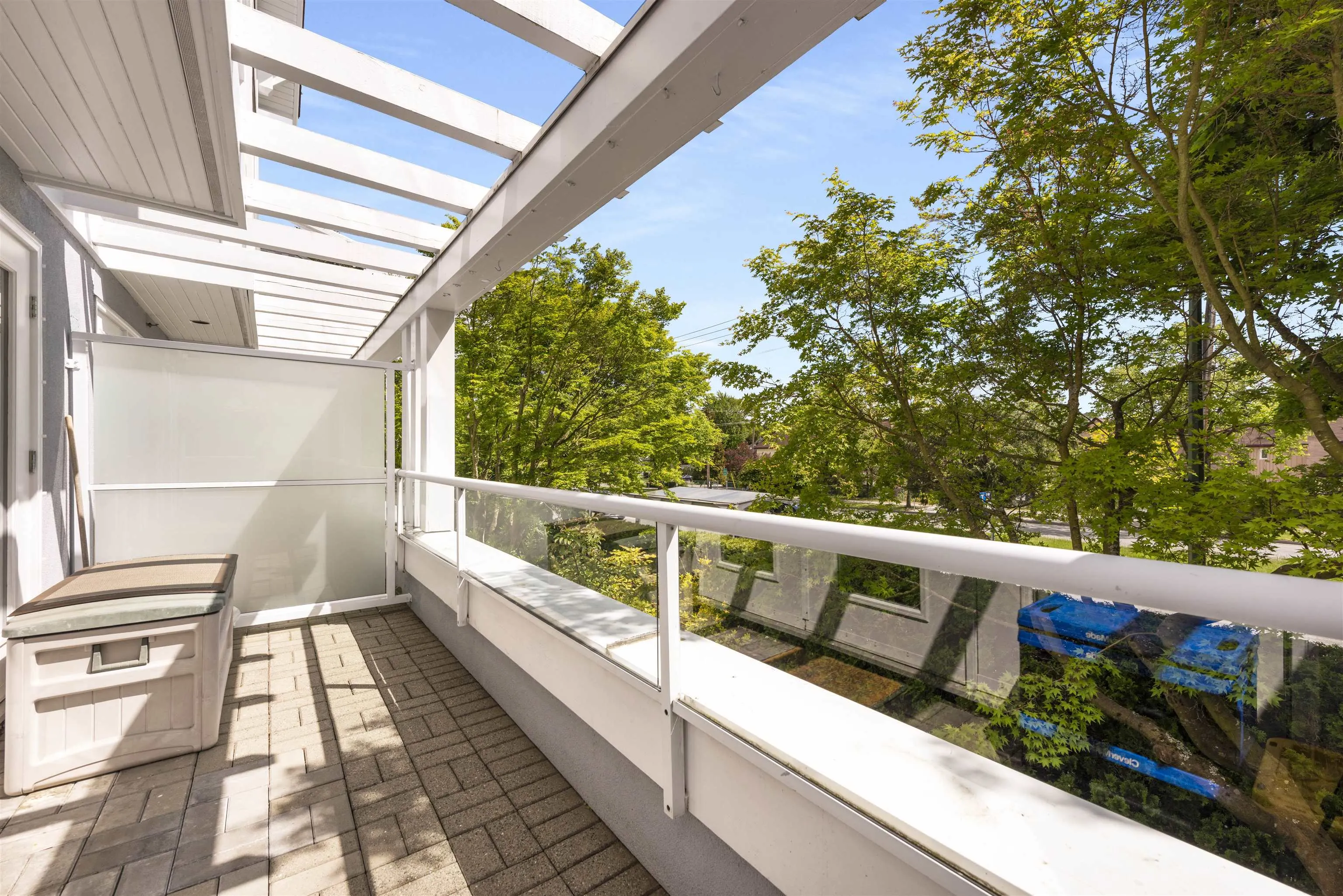 202 3189 Camosun Street