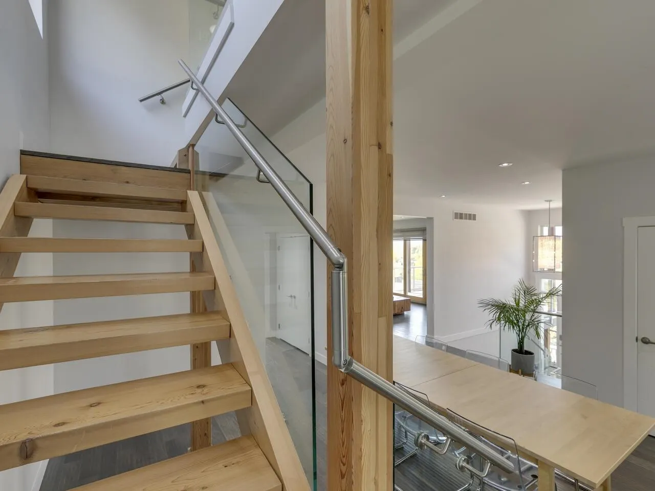 41230 Rockridge Place