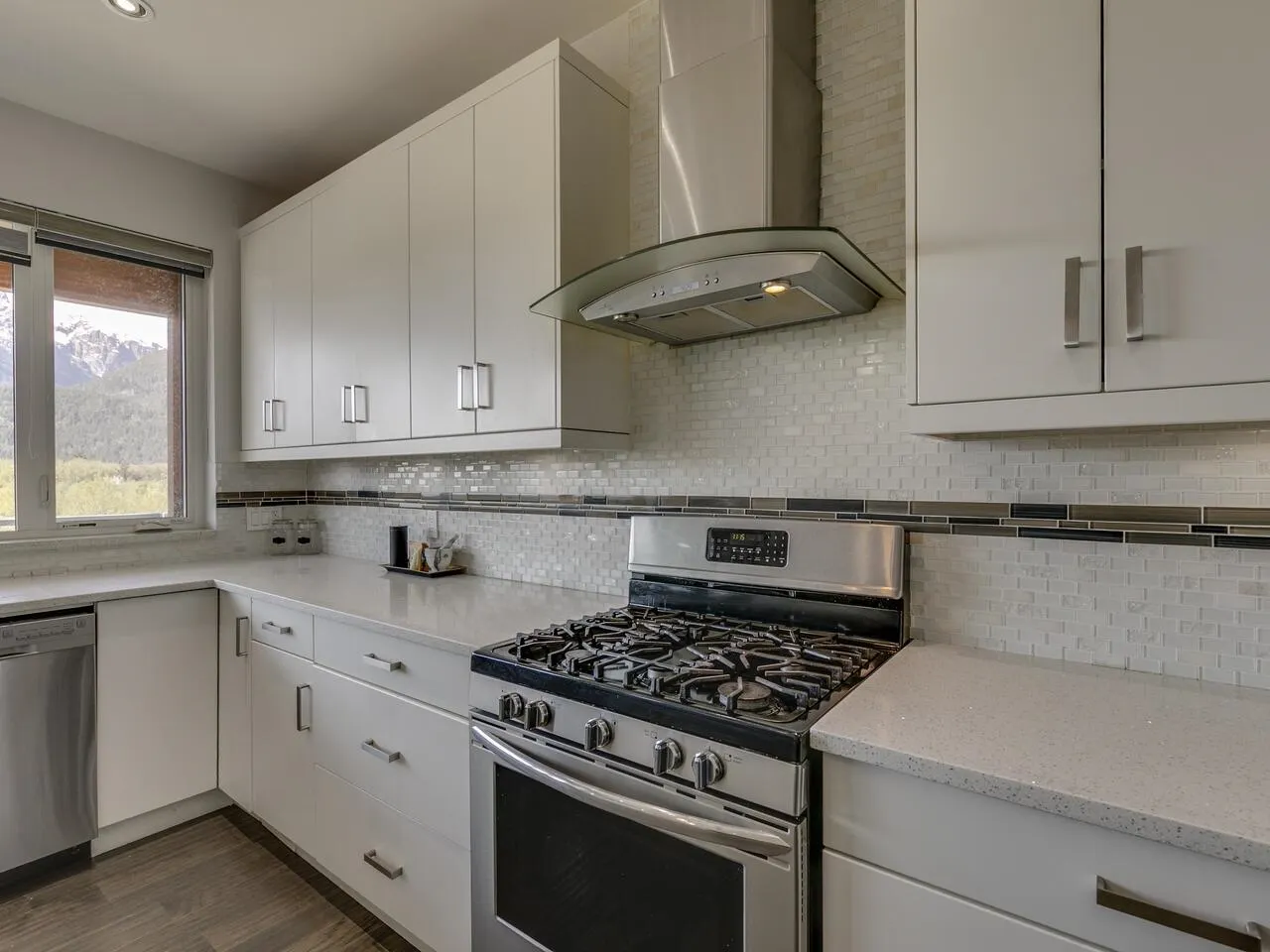 41230 Rockridge Place