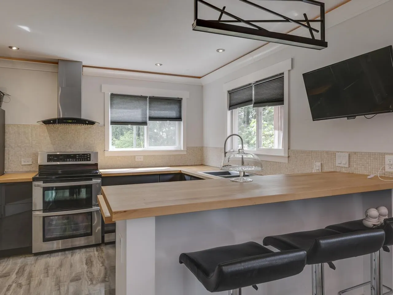 26521 Lougheed Highway