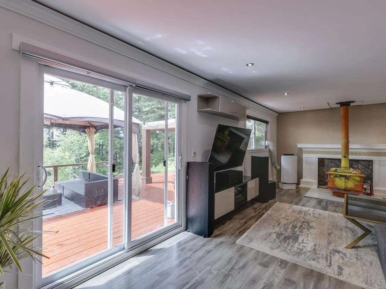 26521 Lougheed Highway