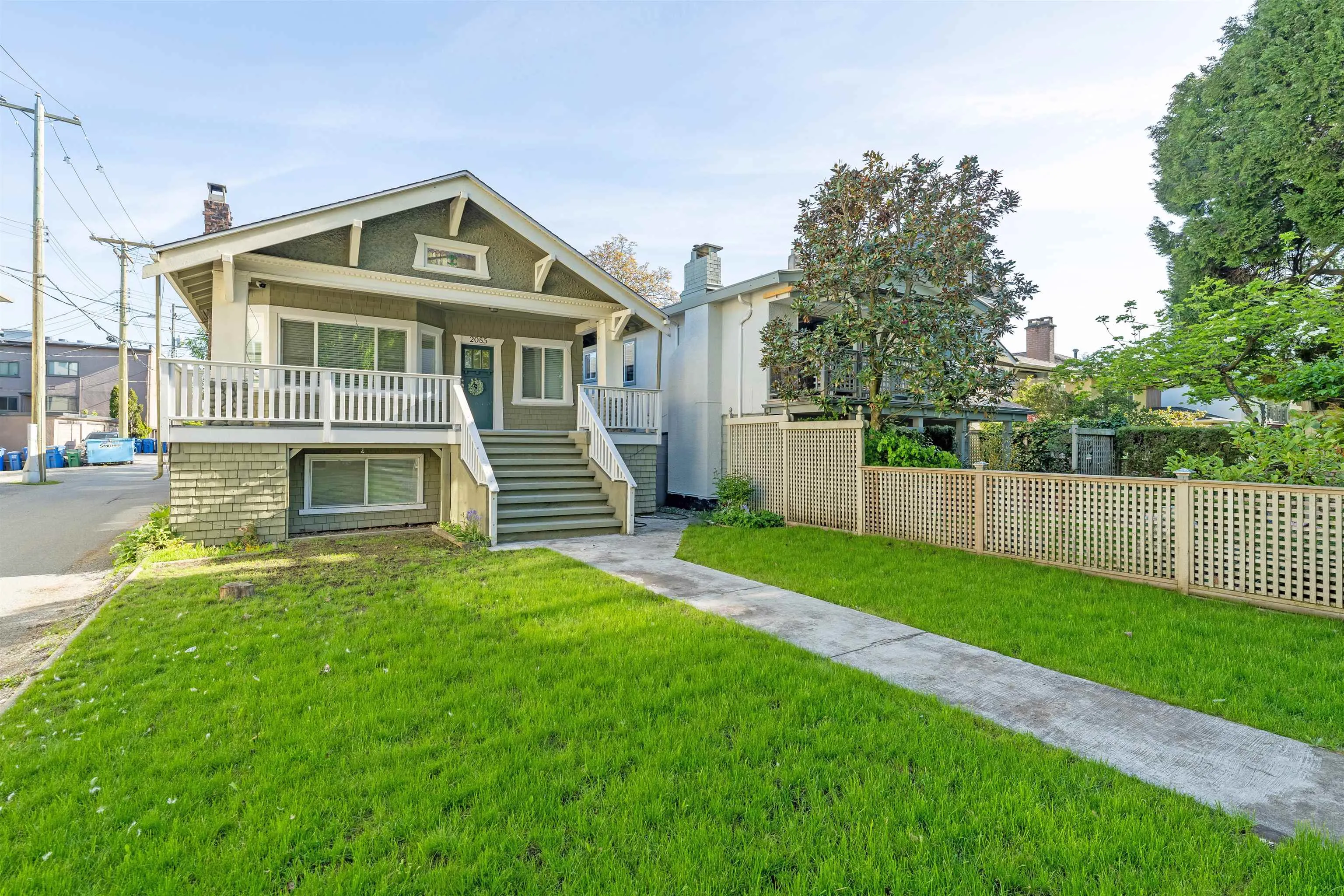 2085 W 45th Avenue