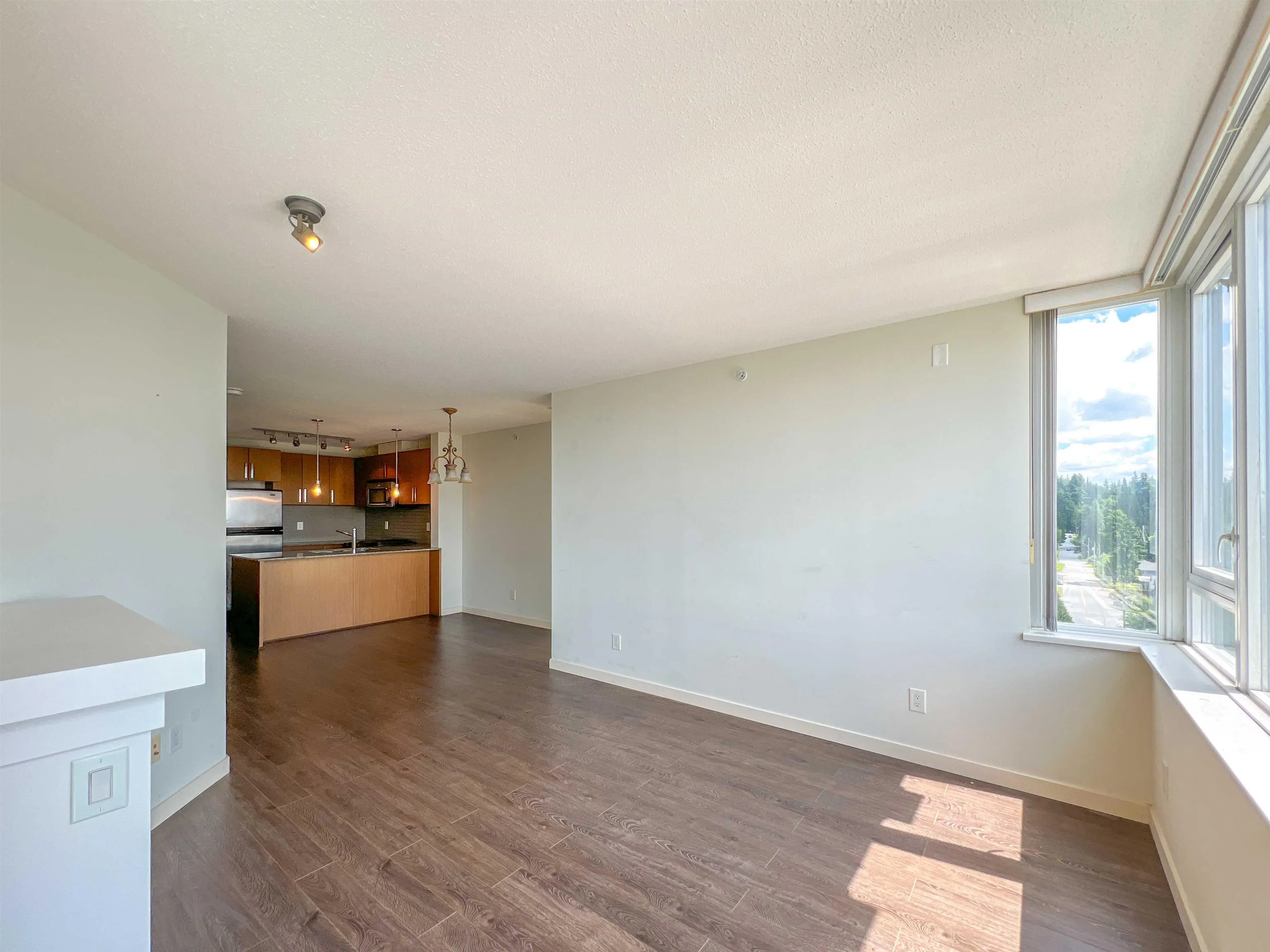 1507 9888 Cameron Street