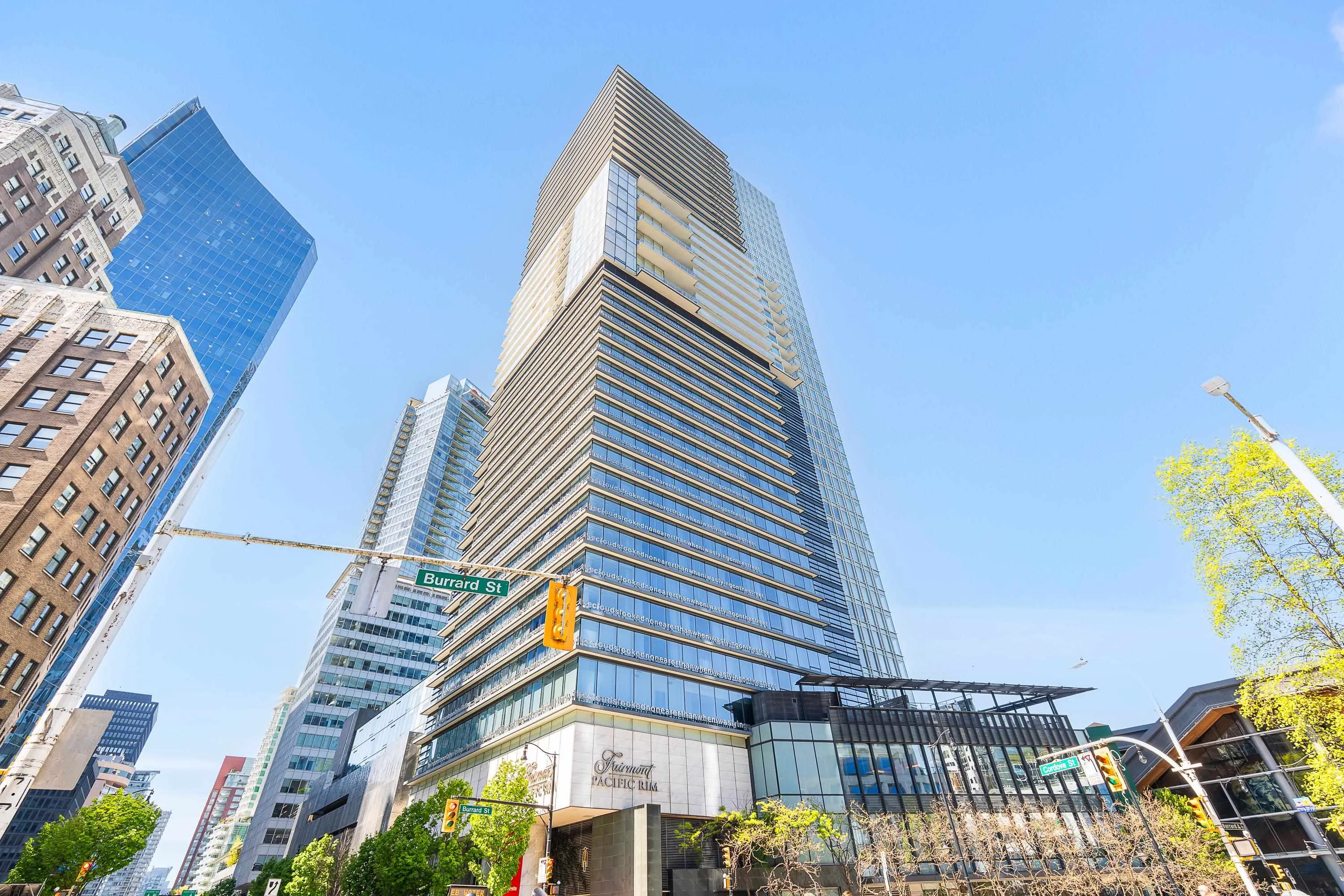 2409 1011 W Cordova Street