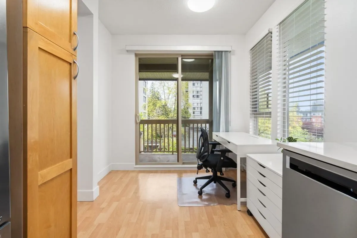 411 2338 Western Parkway