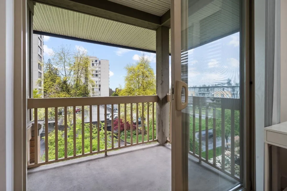 411 2338 Western Parkway