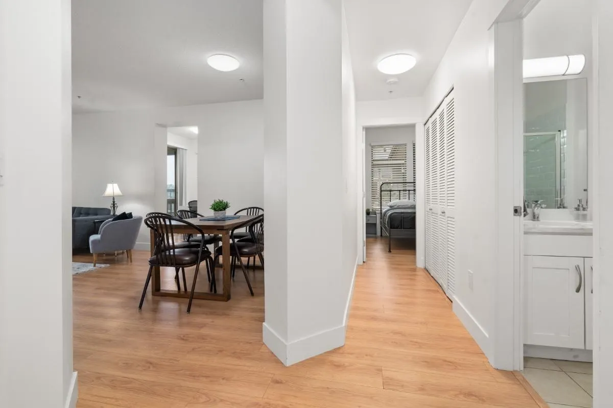 411 2338 Western Parkway