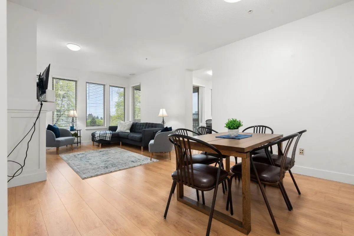 411 2338 Western Parkway