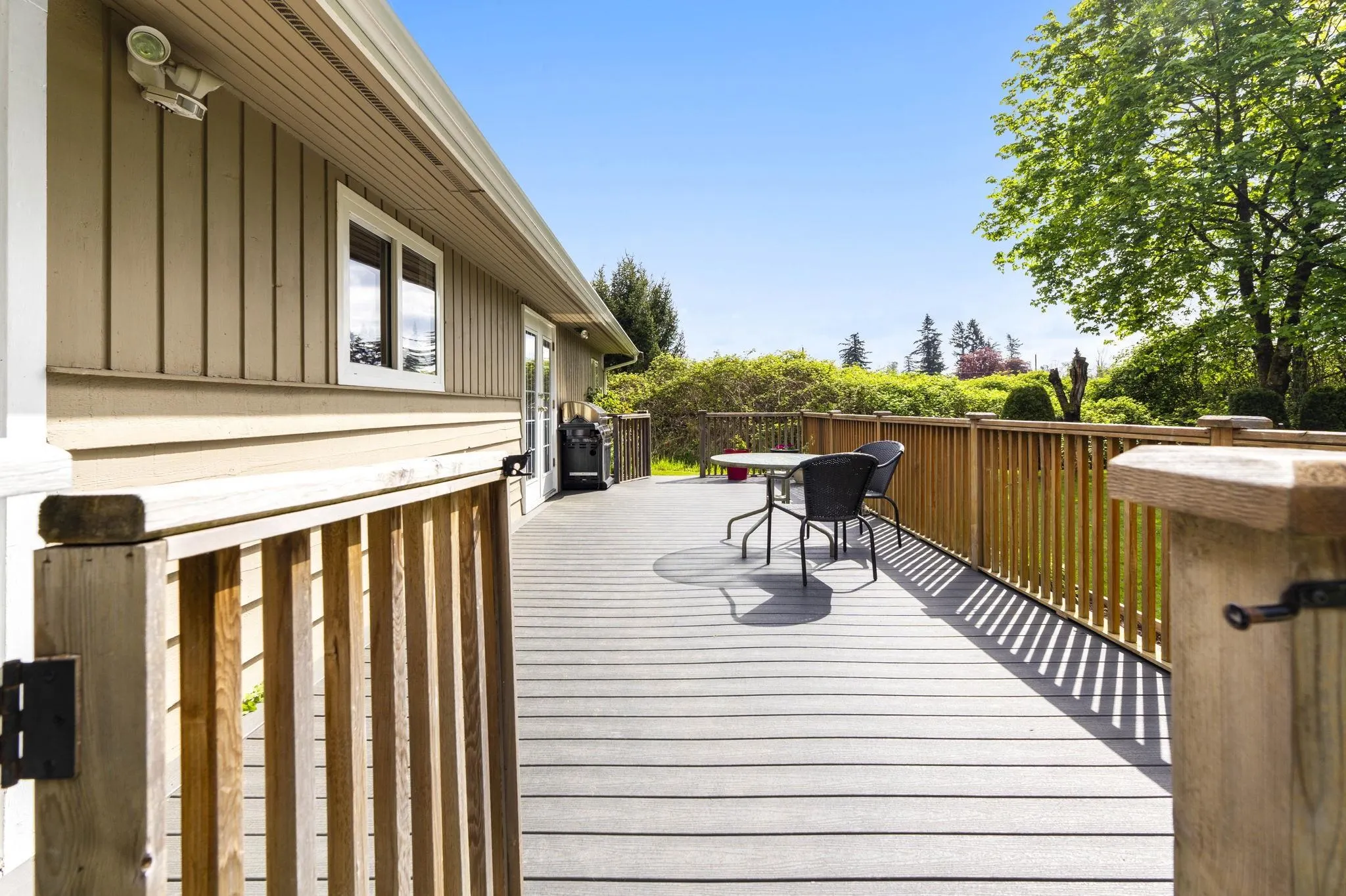 24960 Robertson Crescent