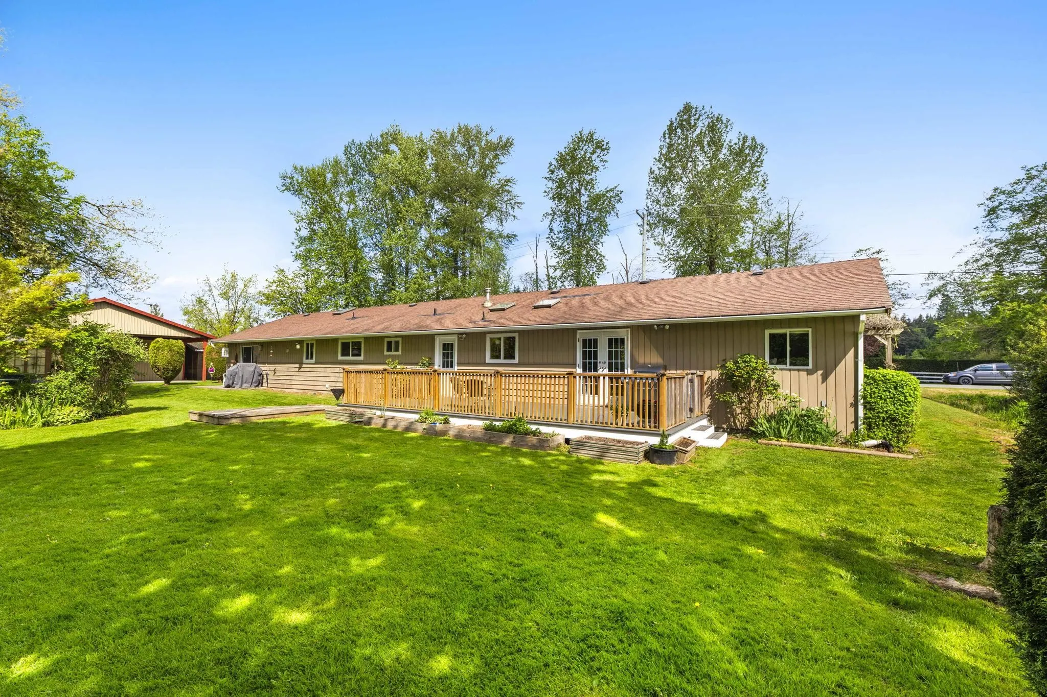 24960 Robertson Crescent