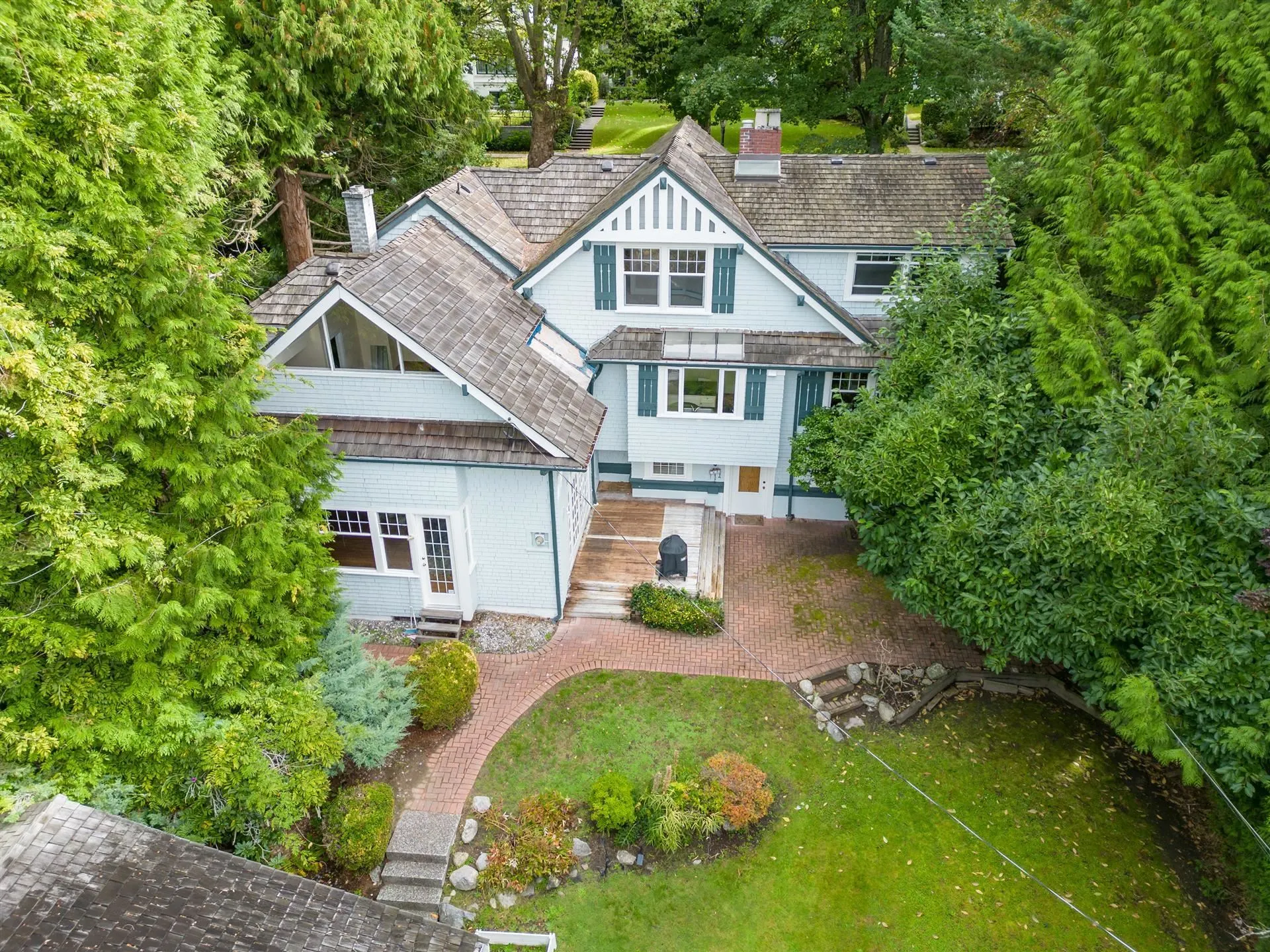4637 Angus Drive