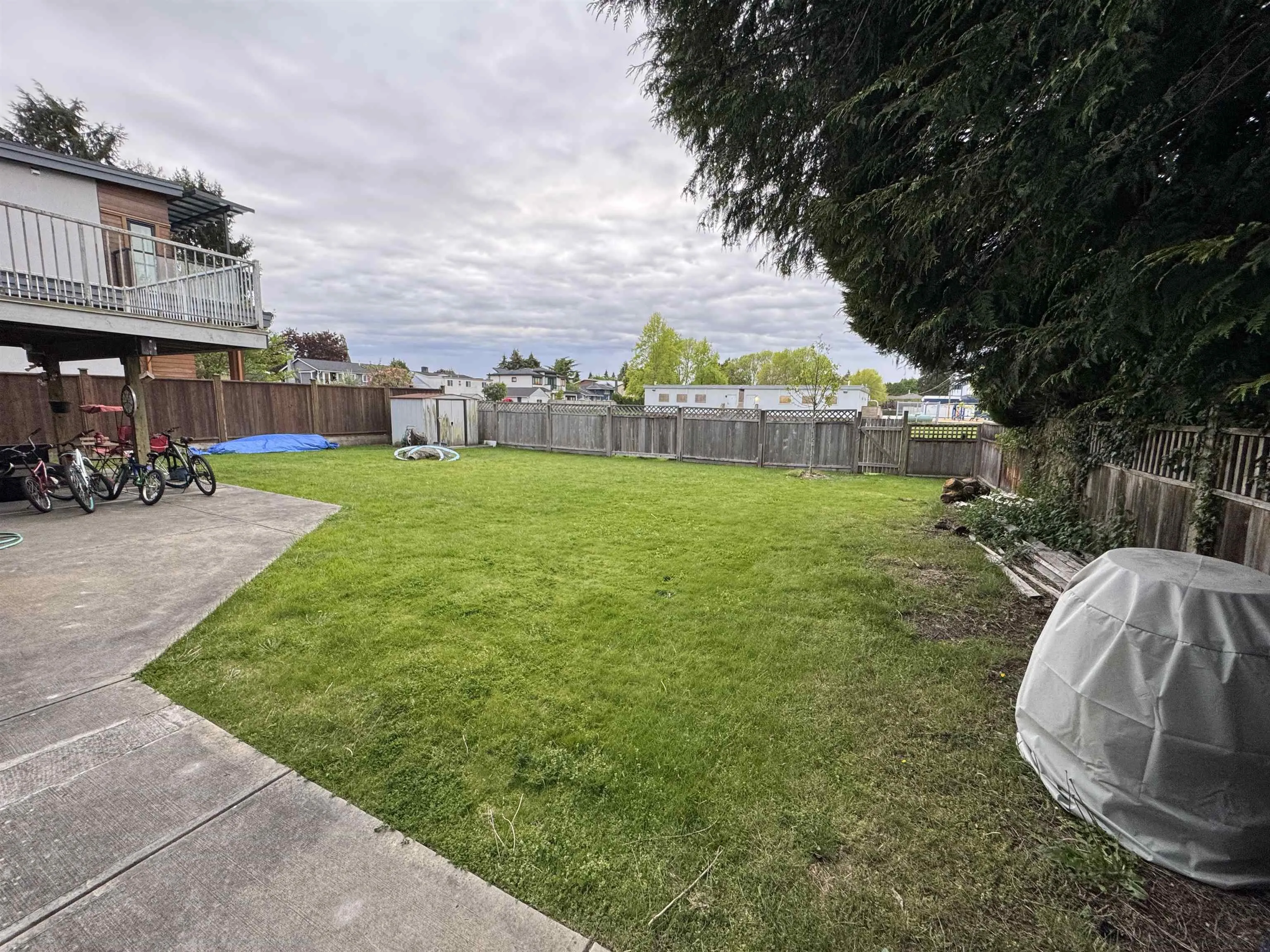 10271 Rosedene Crescent