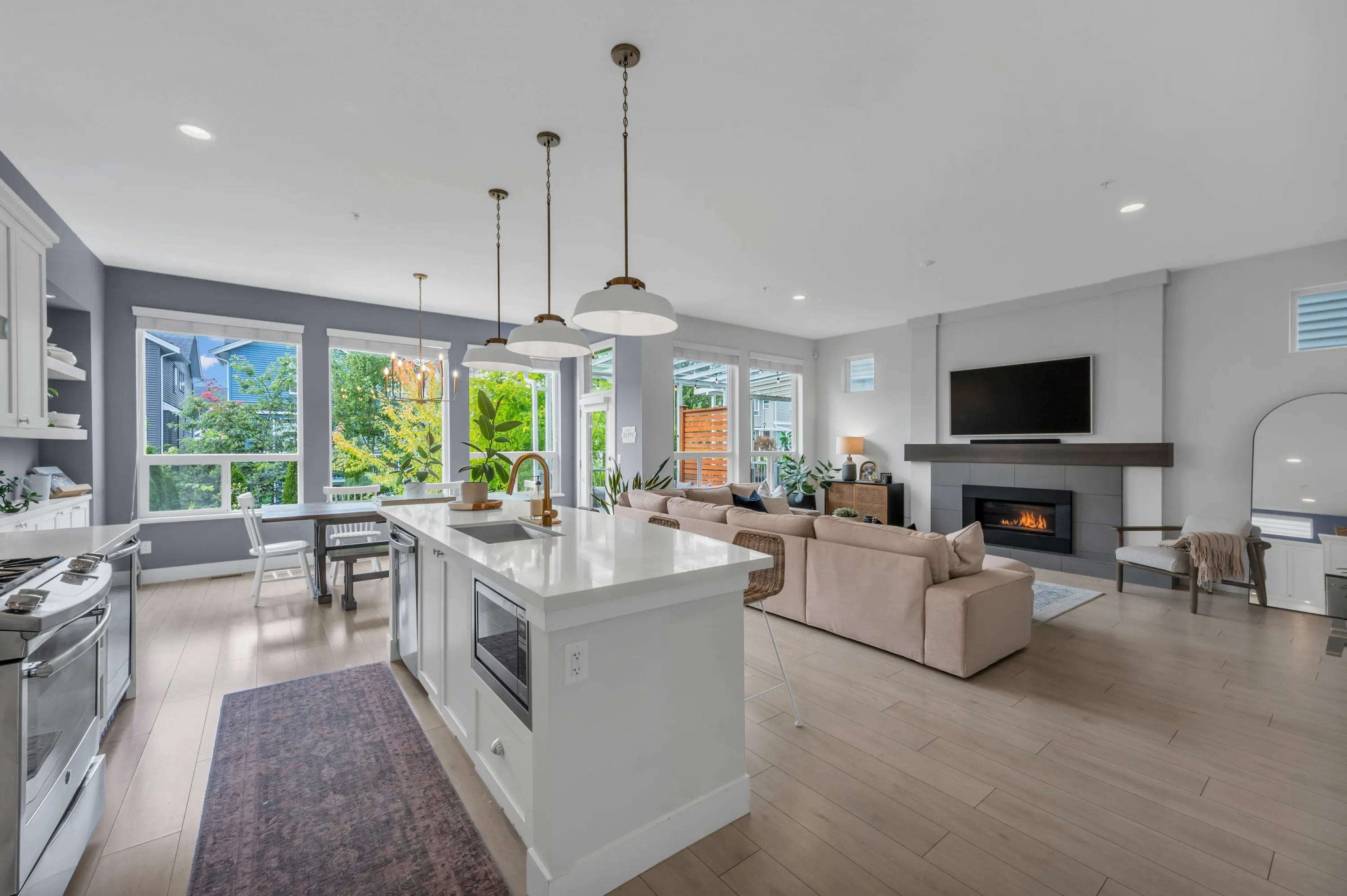 10293 Wynnyk Way