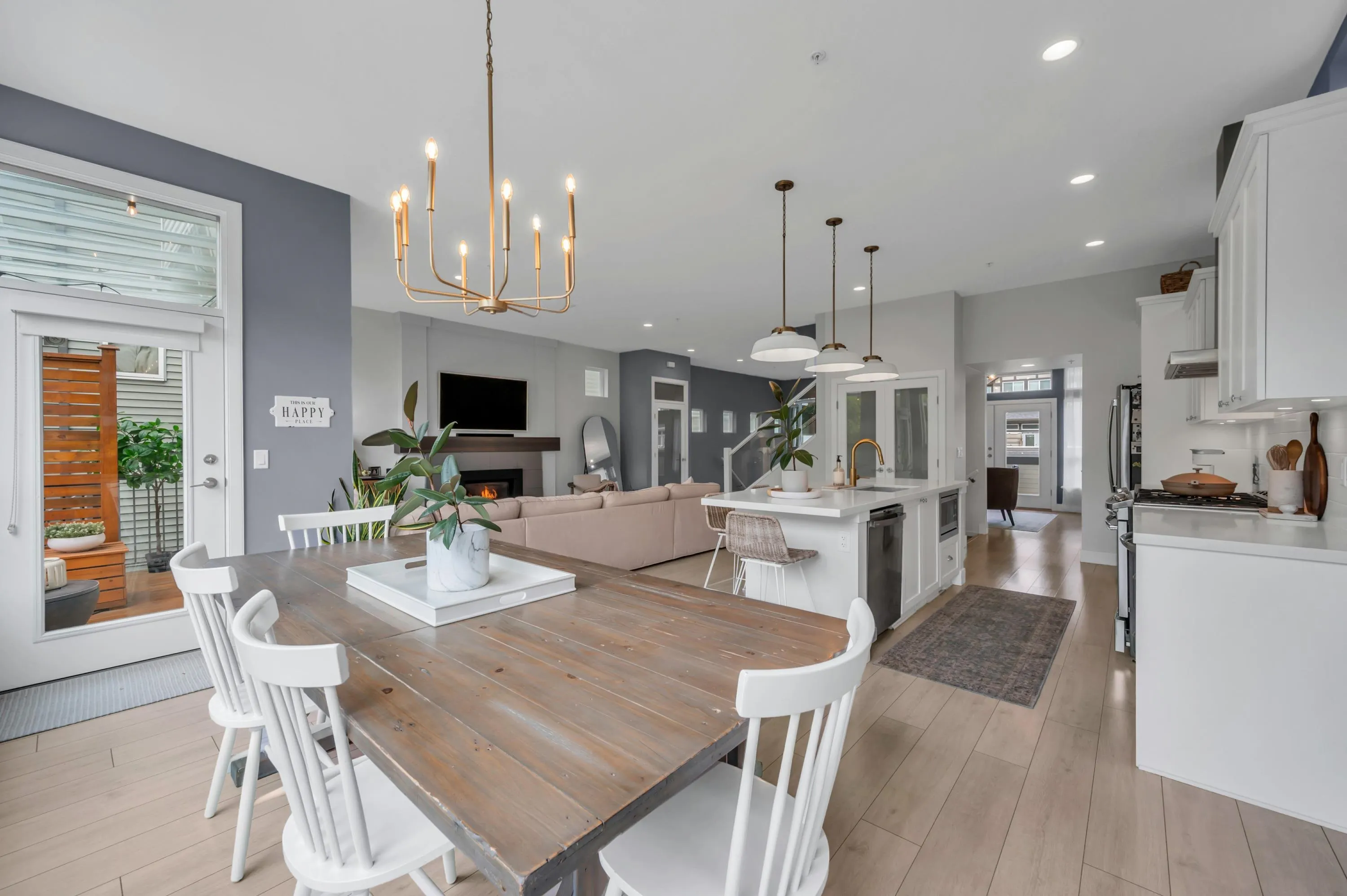 10293 Wynnyk Way