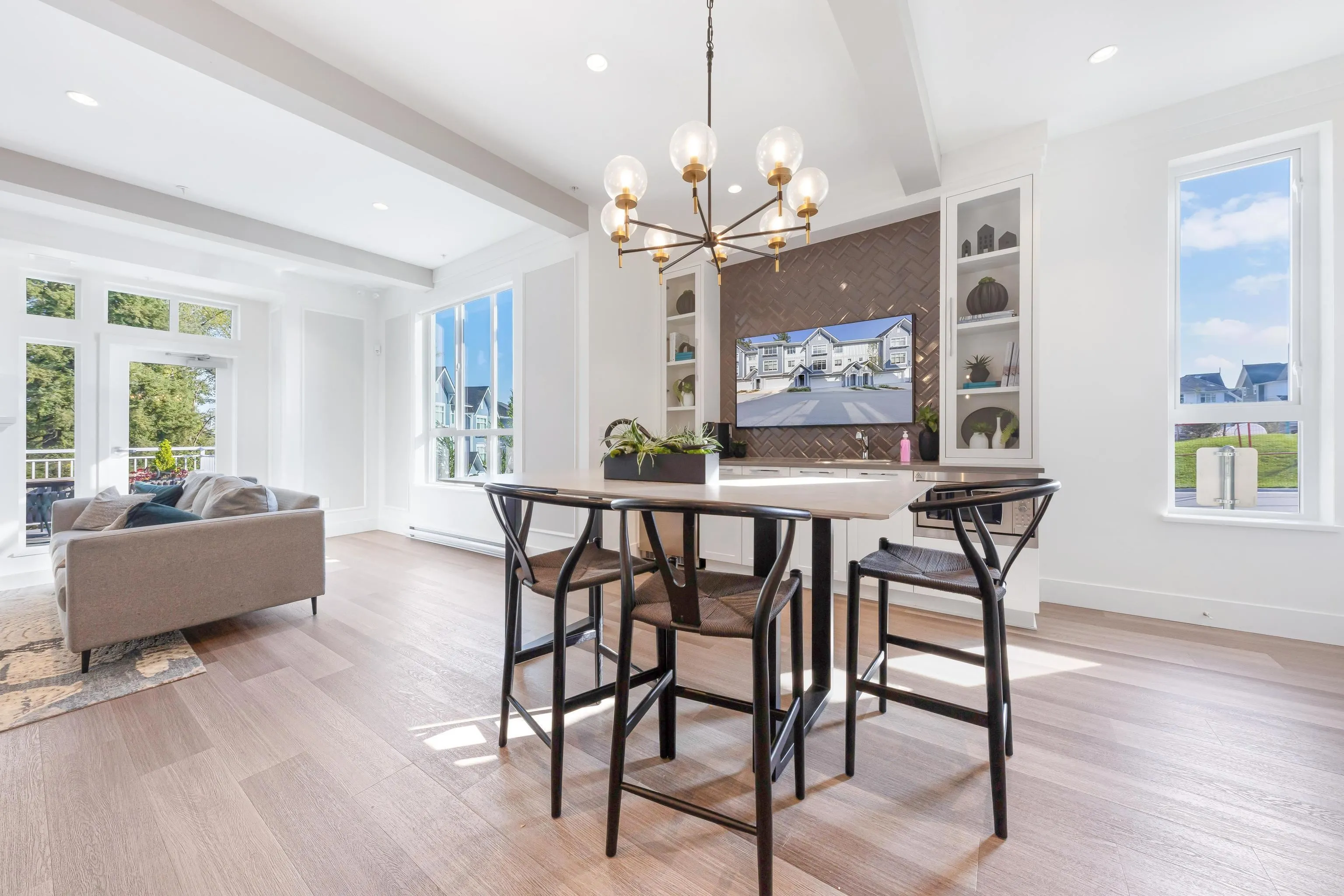 1018 11280 Pazarena Place