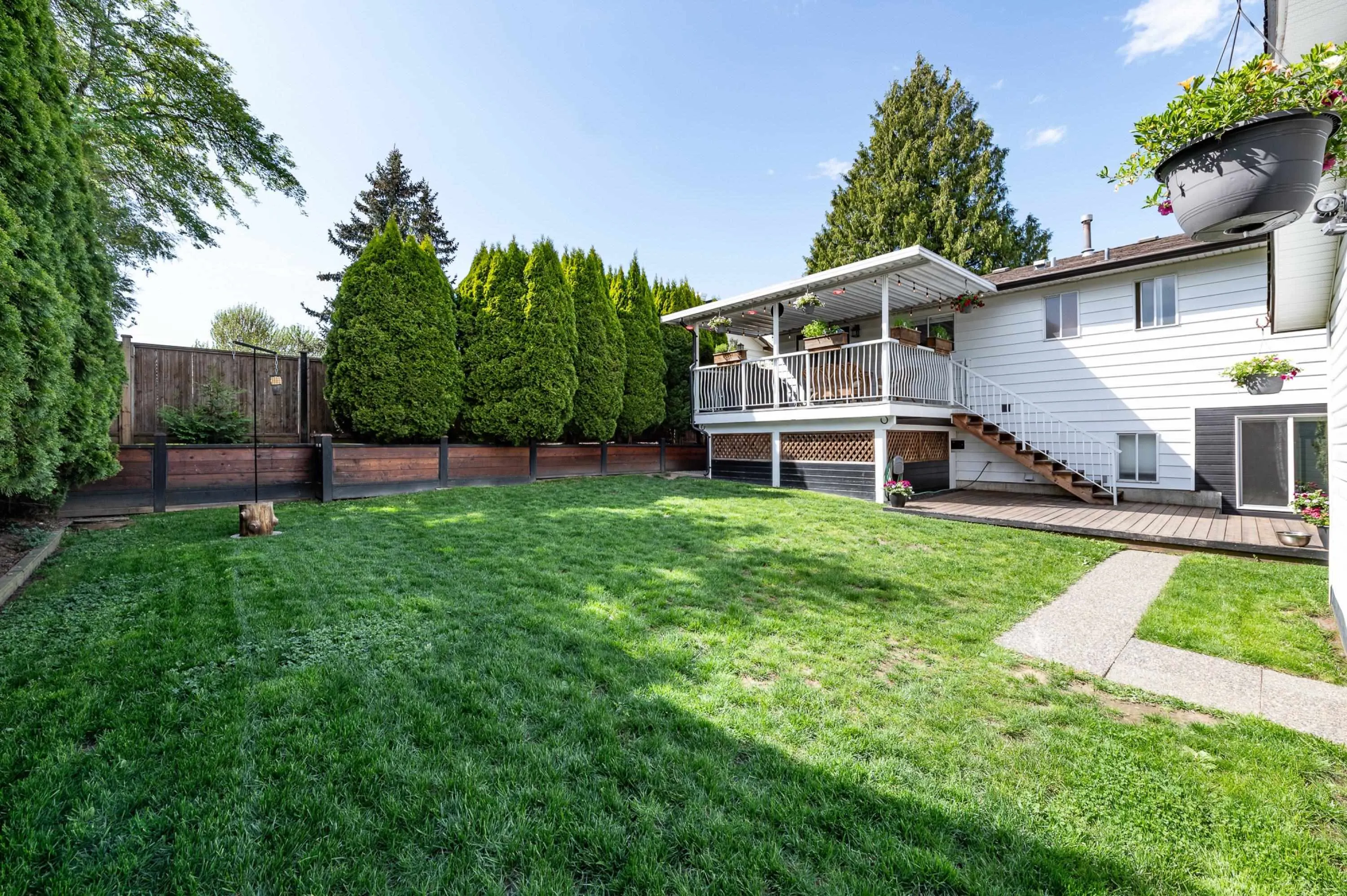 27052 34a Avenue
