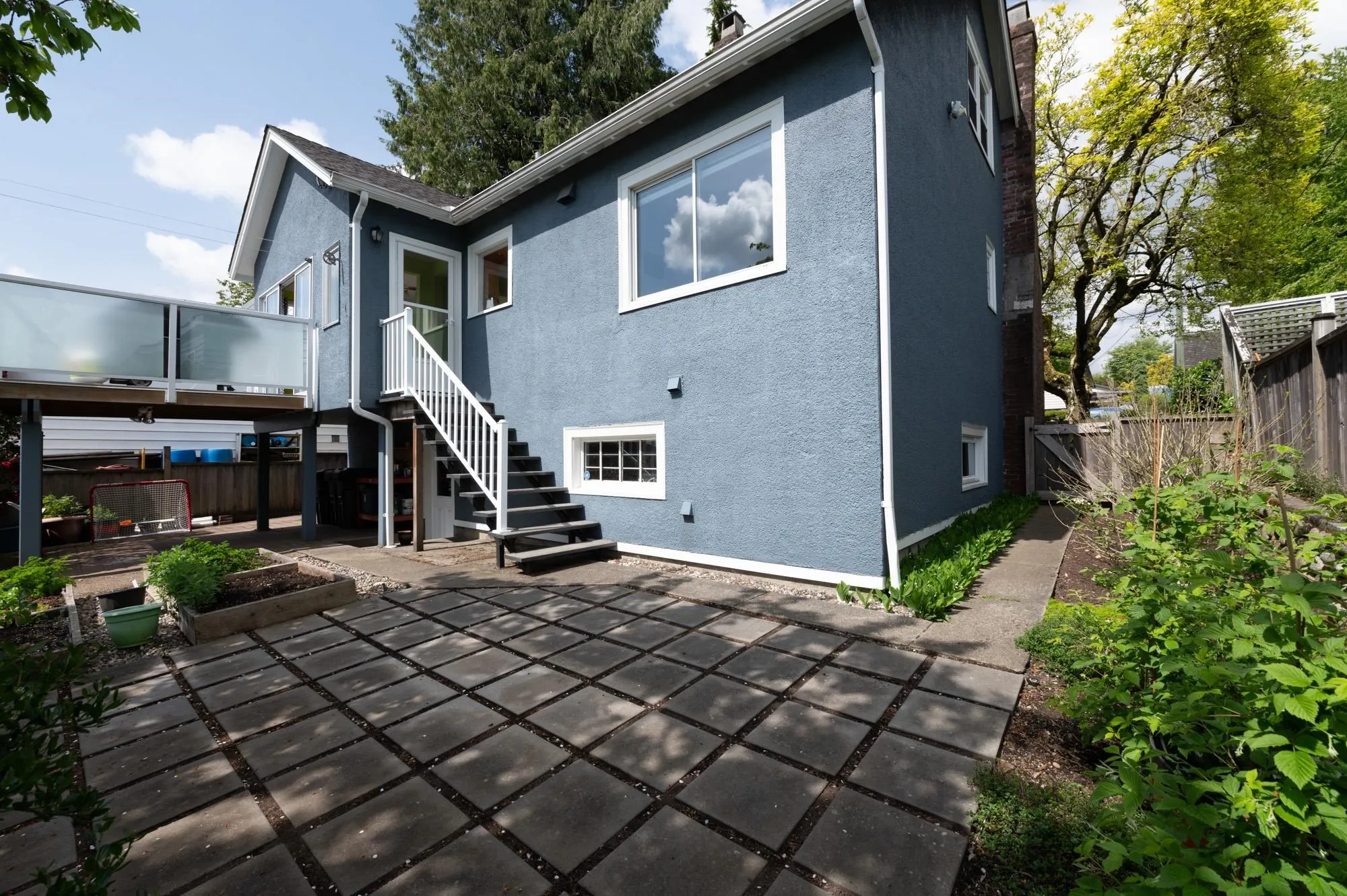 1838 Edinburgh Street