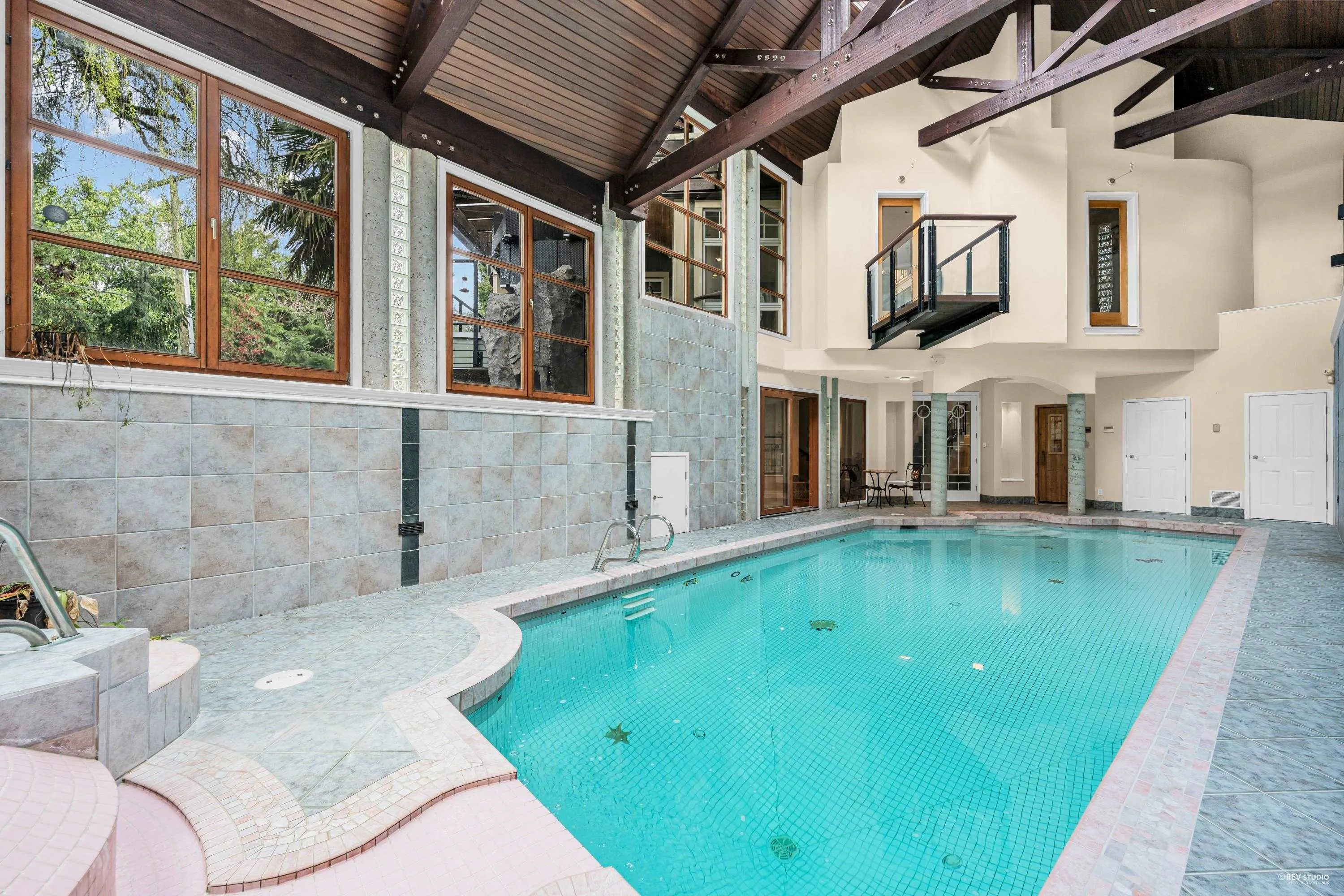 3489 Pine Crescent