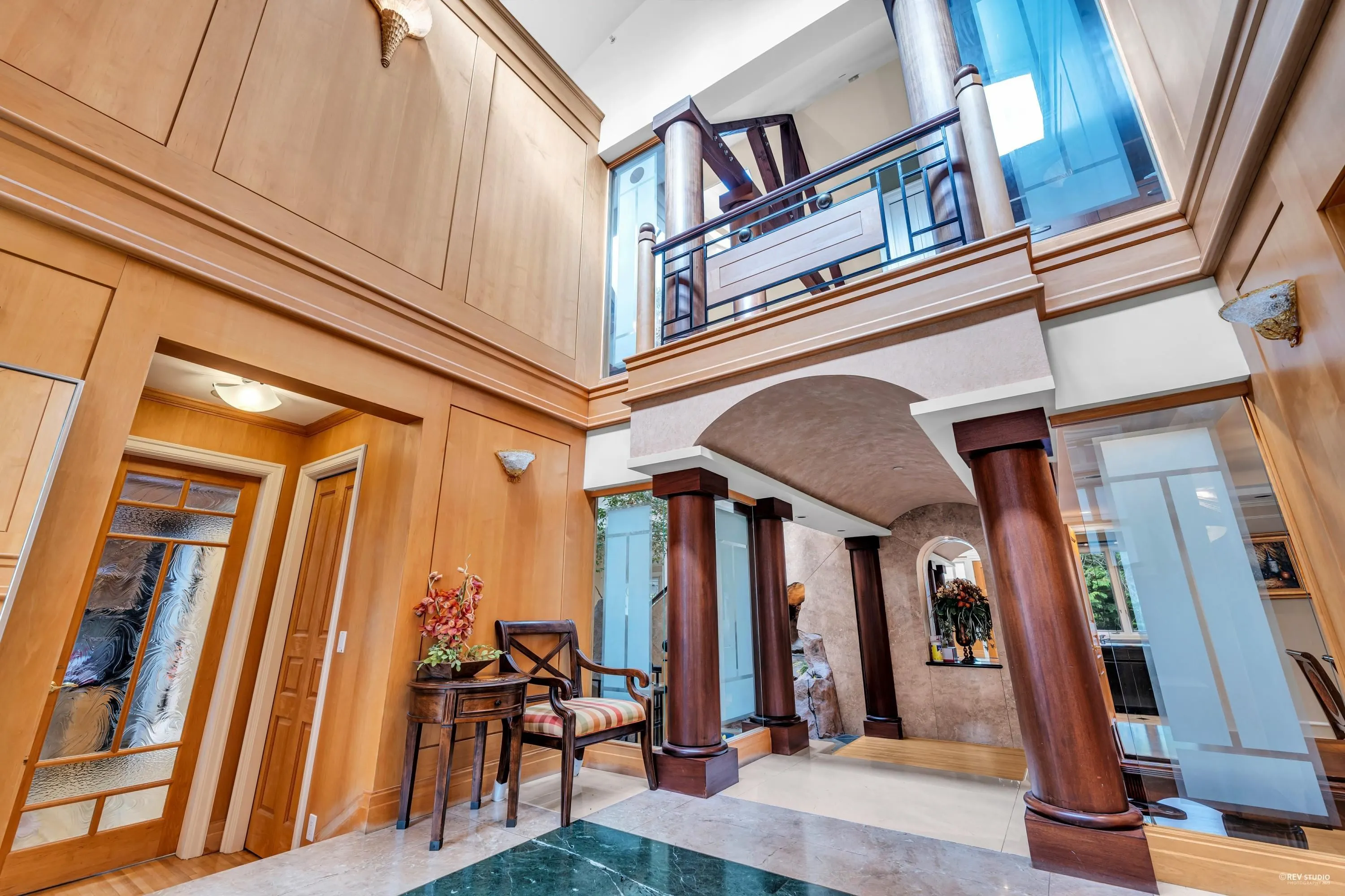 3489 Pine Crescent