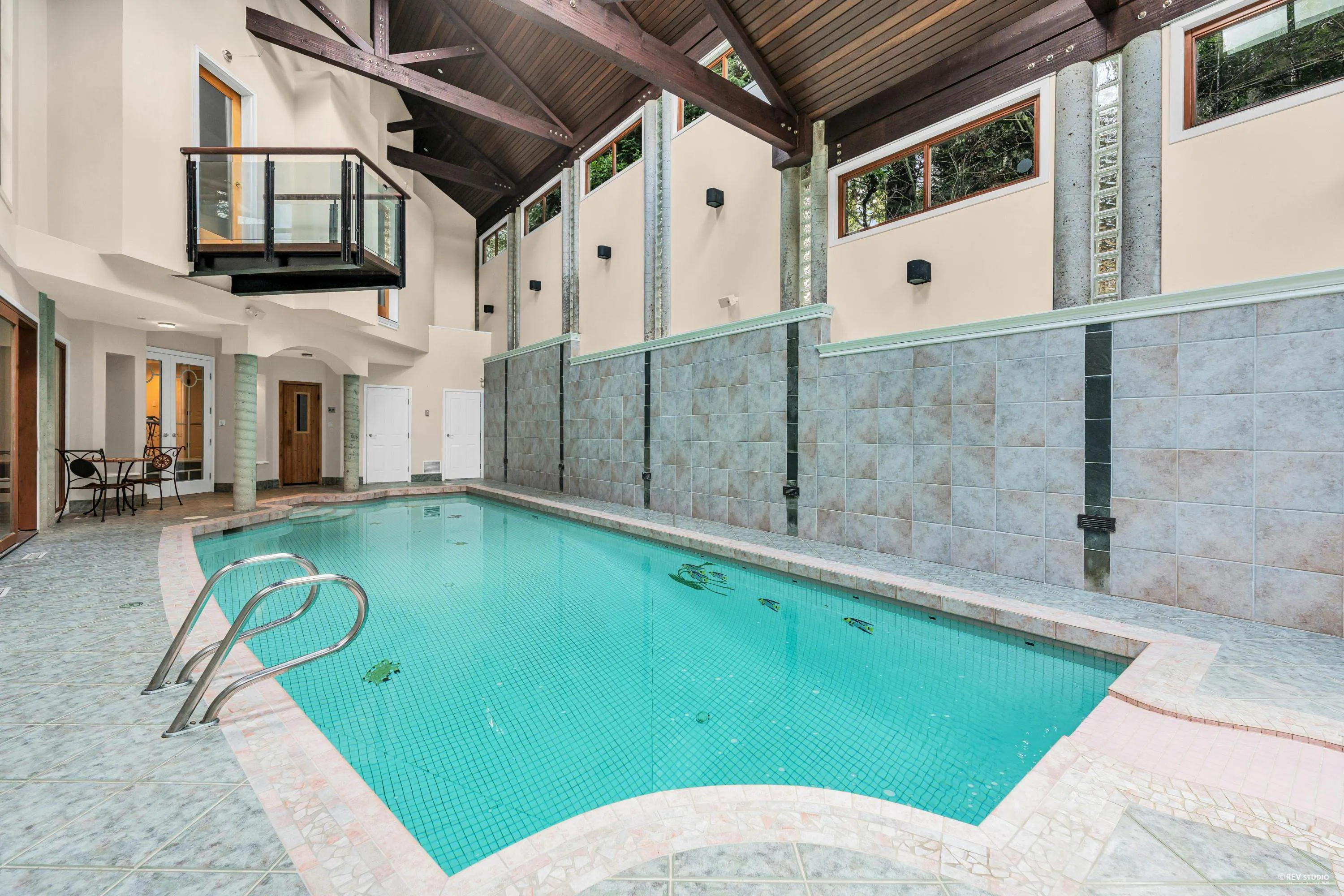 3489 Pine Crescent