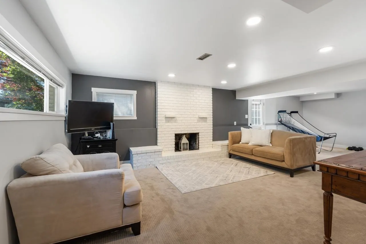 5441 Cliffridge Avenue