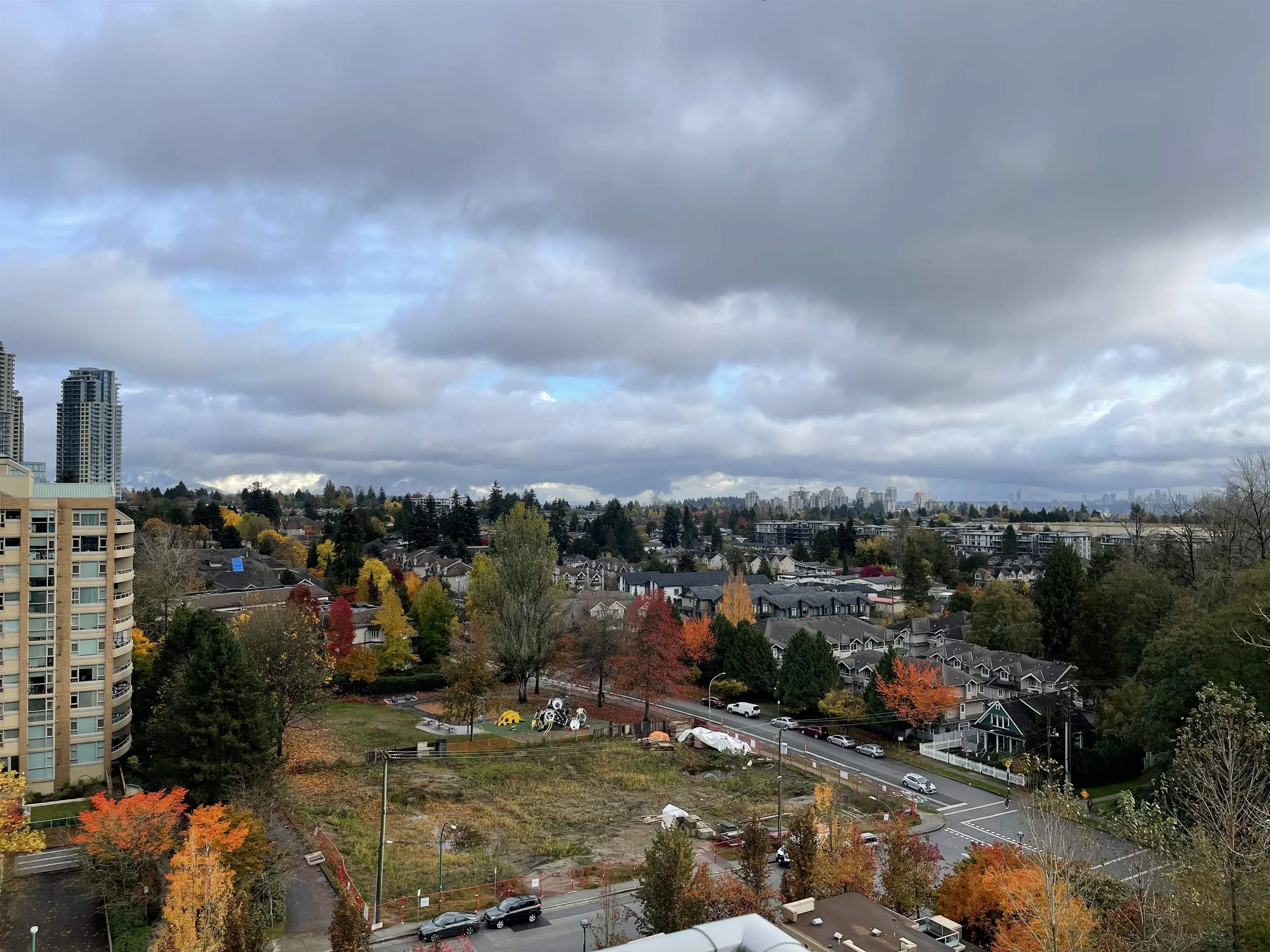 1607 7090 Edmonds Street