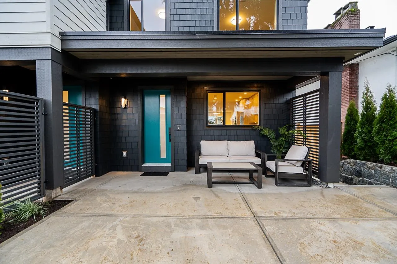 3537 Cambridge Street