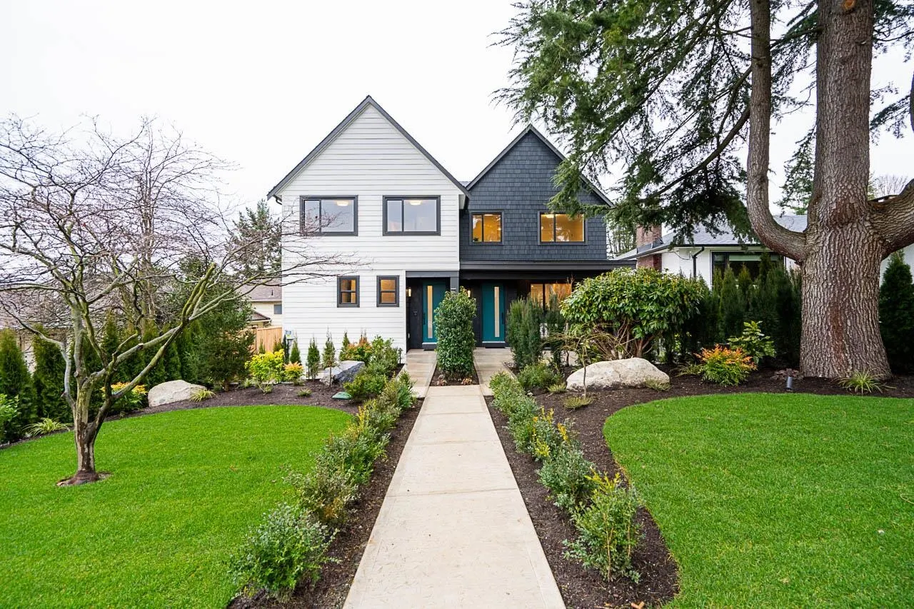 3537 Cambridge Street